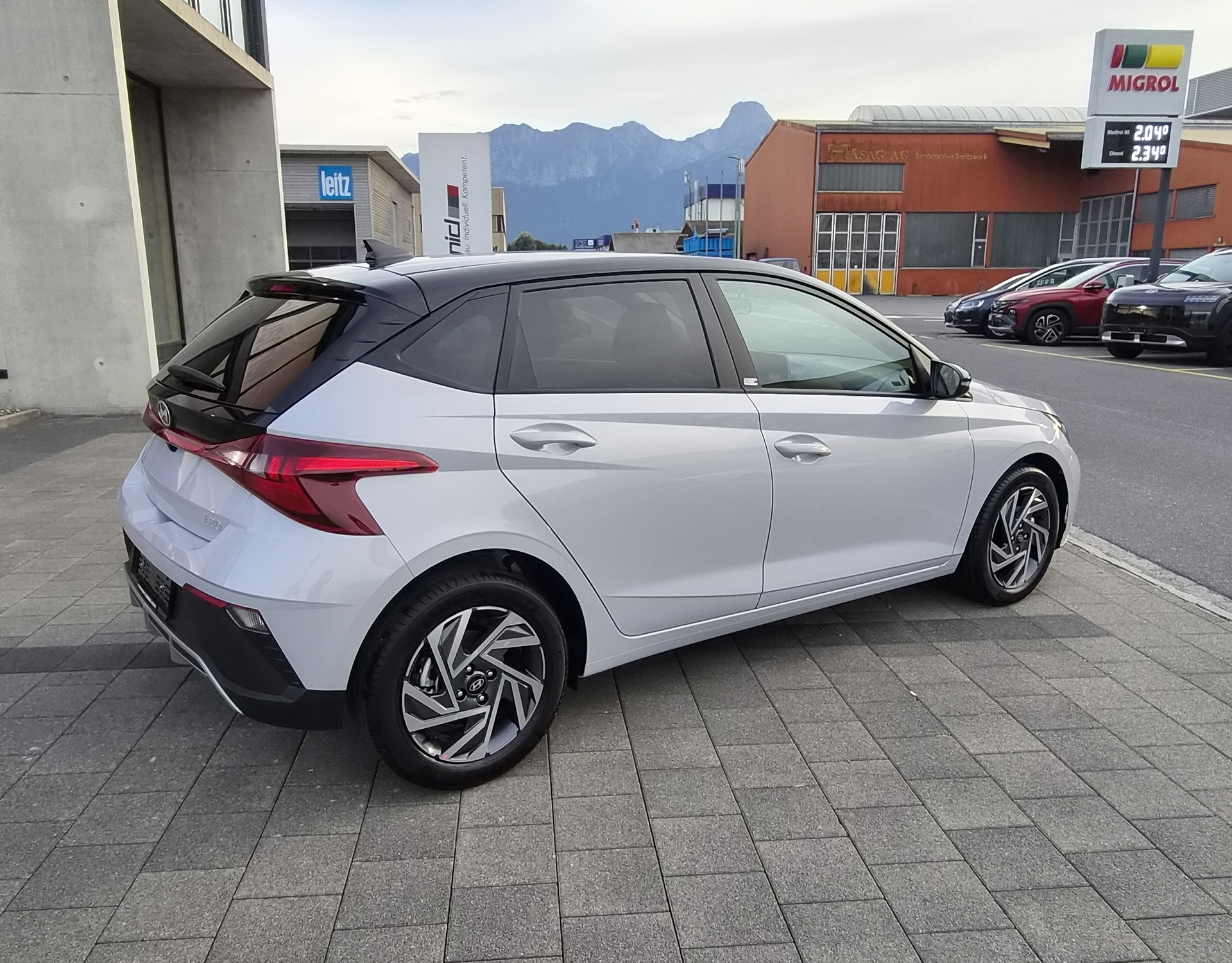 HYUNDAI i20 1.0 T-GDi Amplia GO! DCT-image-2