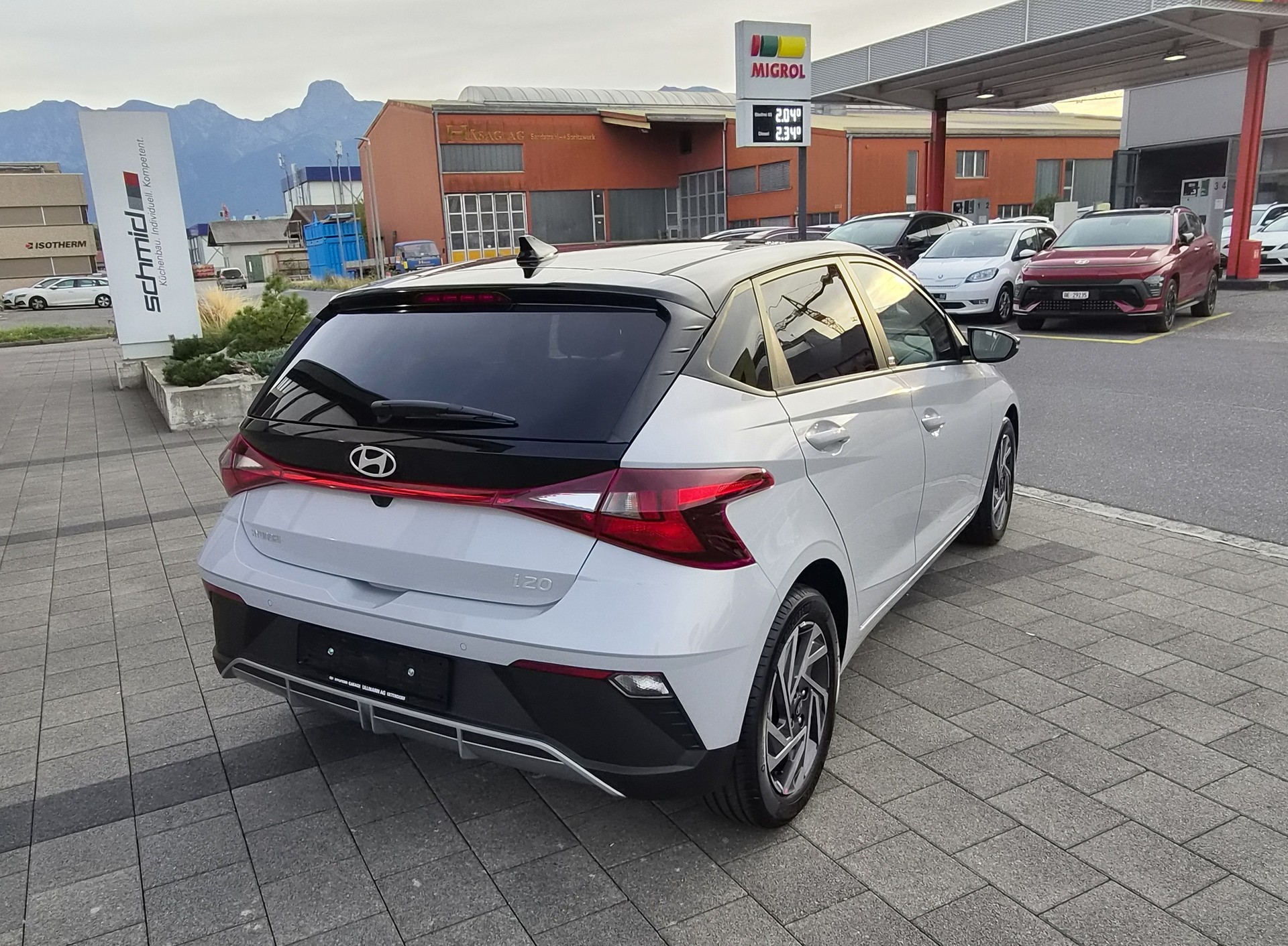 HYUNDAI i20 1.0 T-GDi Amplia GO! DCT-image-4