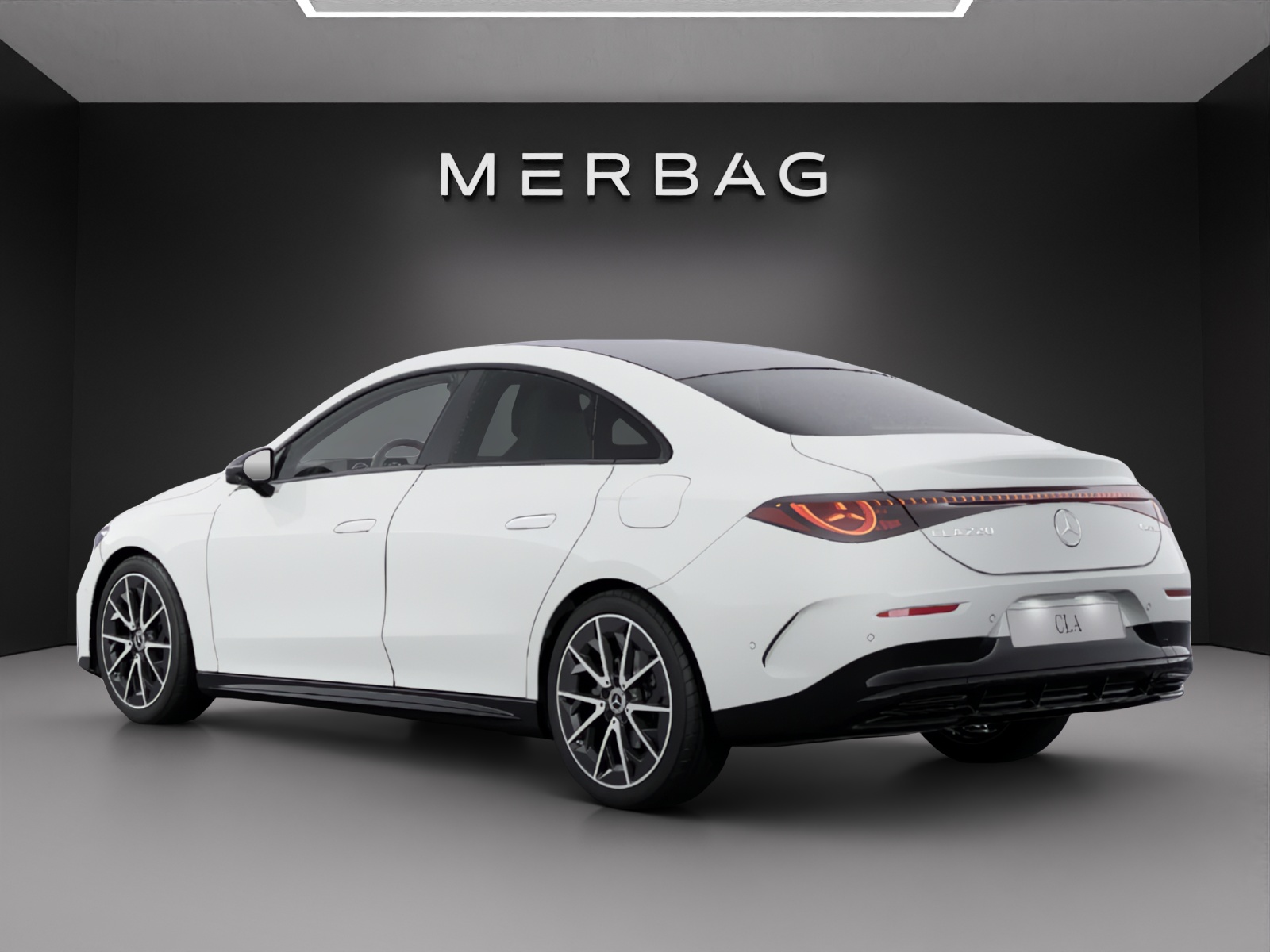 MERCEDES-BENZ CLA 220 8G-DCT 4Matic-image-2