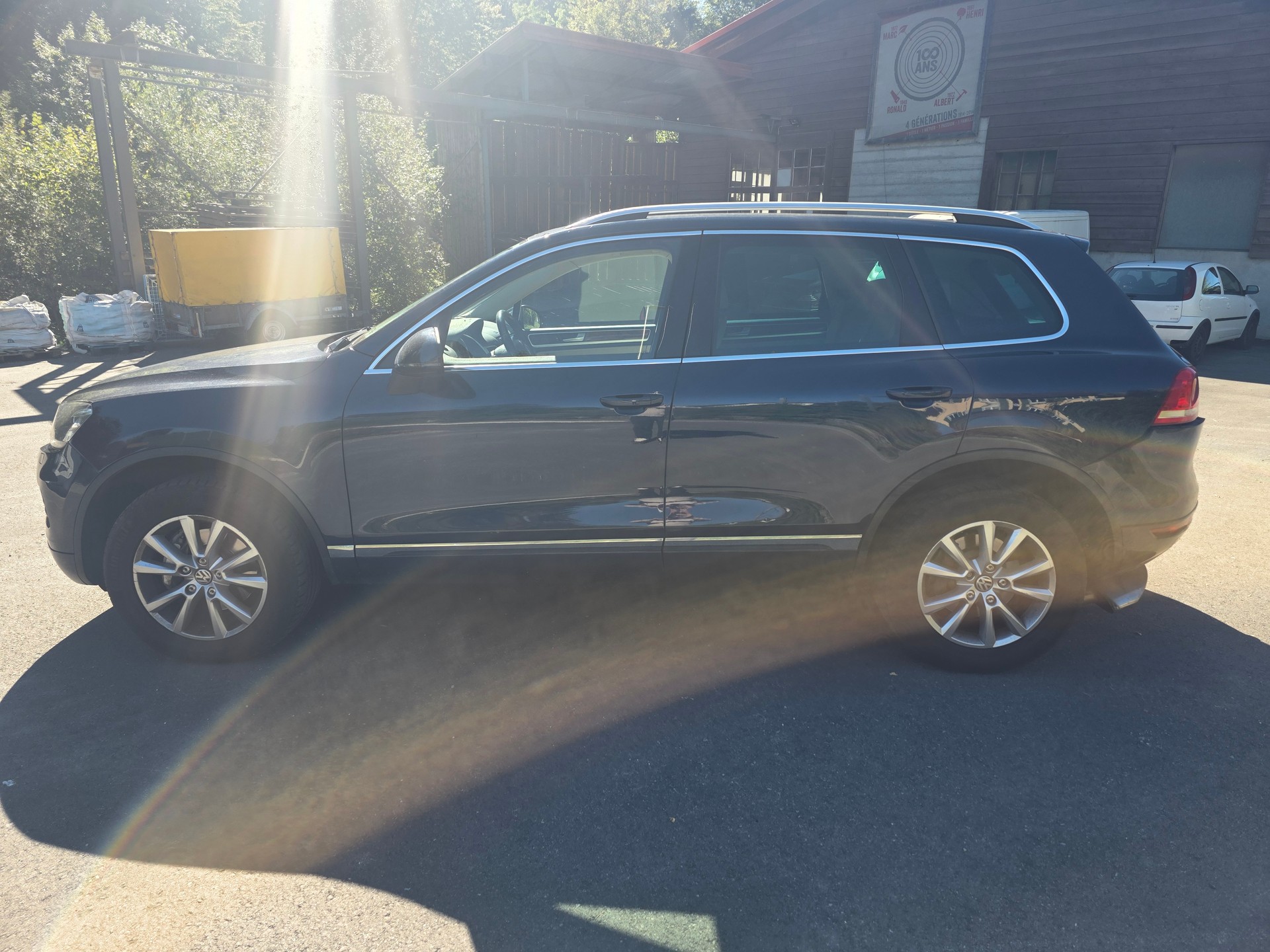 VW Touareg 3.0 TDI BlueMotion Technology Tiptronic-image-5