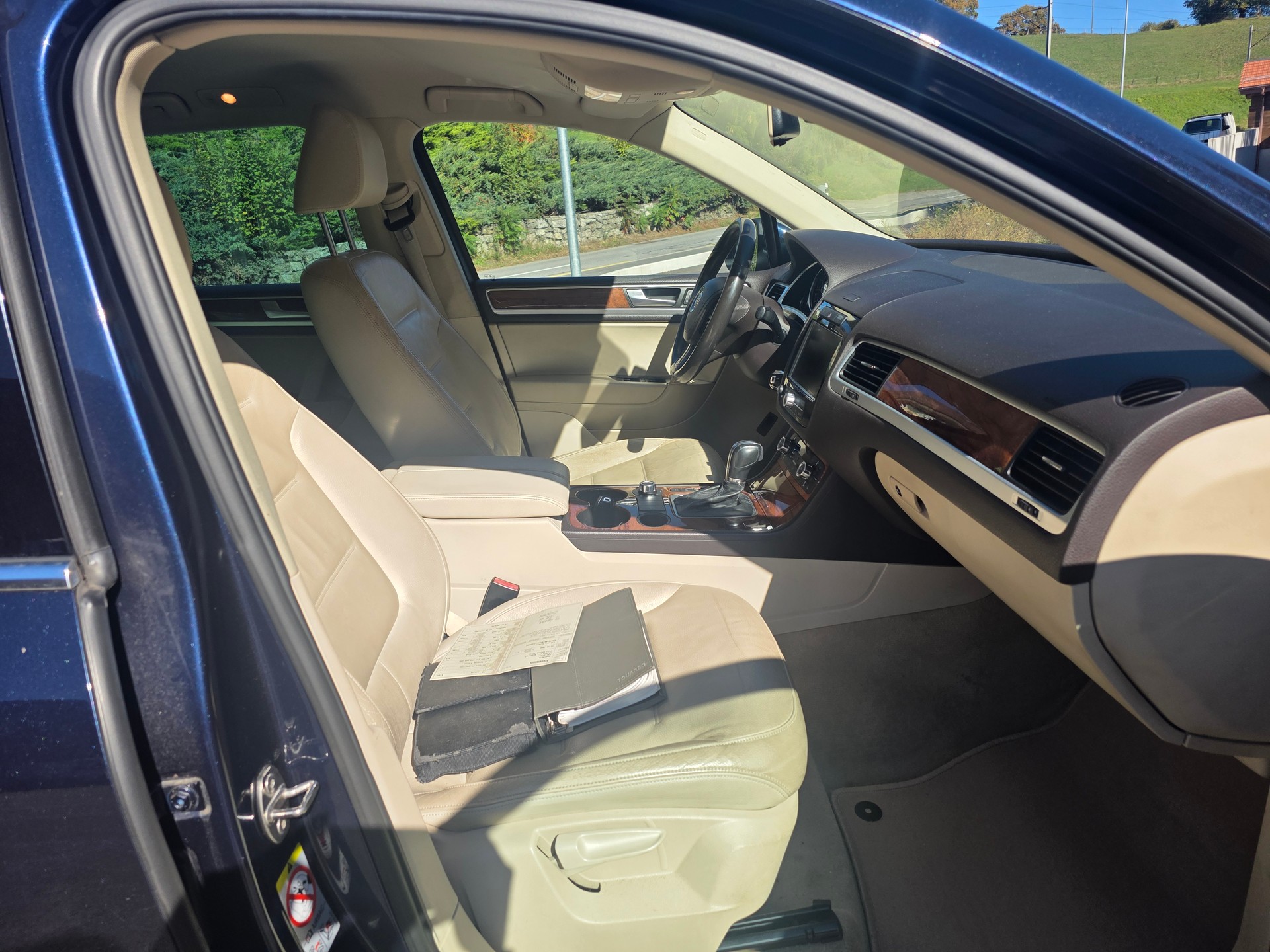 VW Touareg 3.0 TDI BlueMotion Technology Tiptronic-image-9