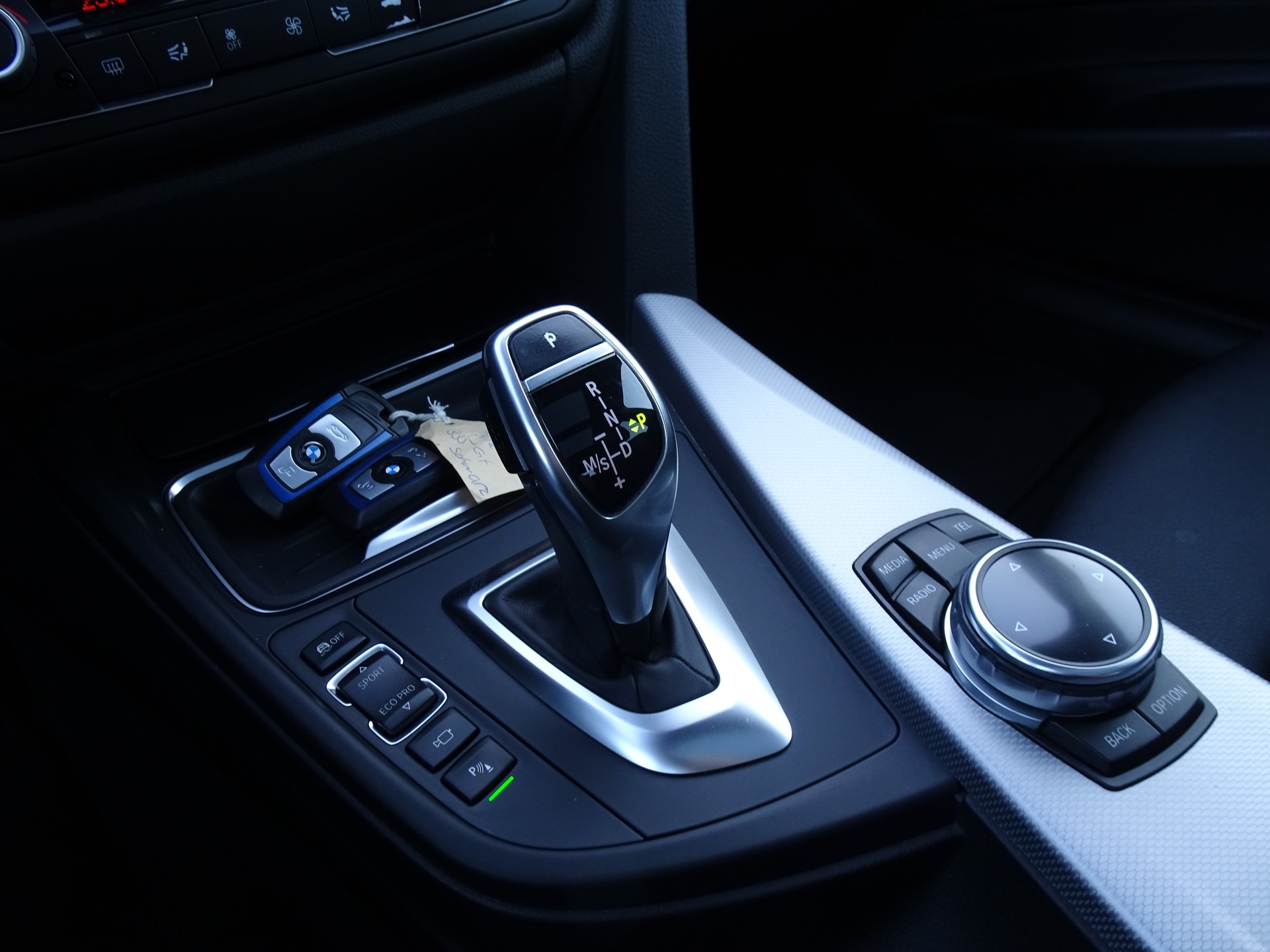 BMW 335i GT xDrive Steptronic M-Sportpaket-image-15