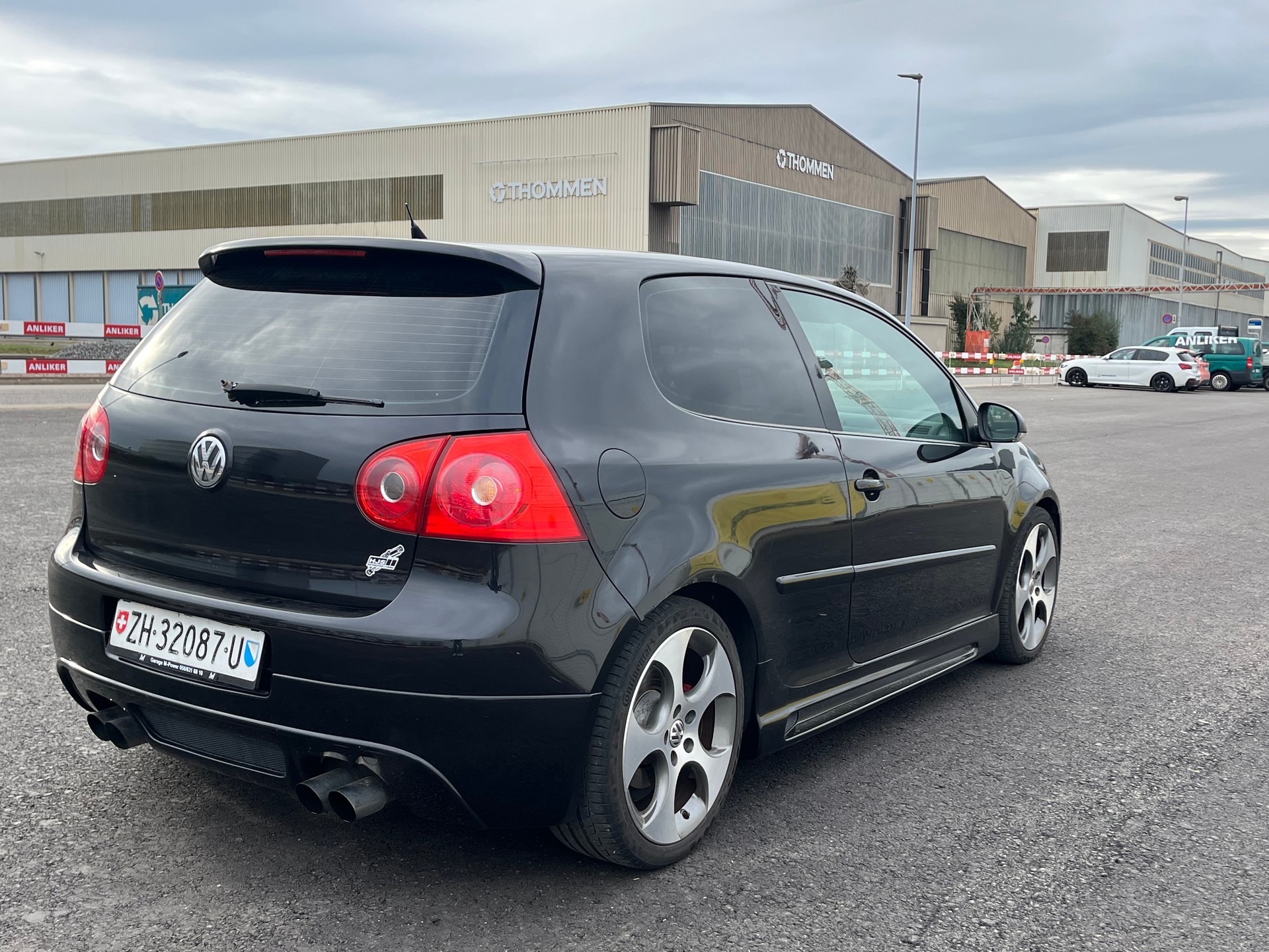 VW Golf 2.0 TFSI GTI-image-9