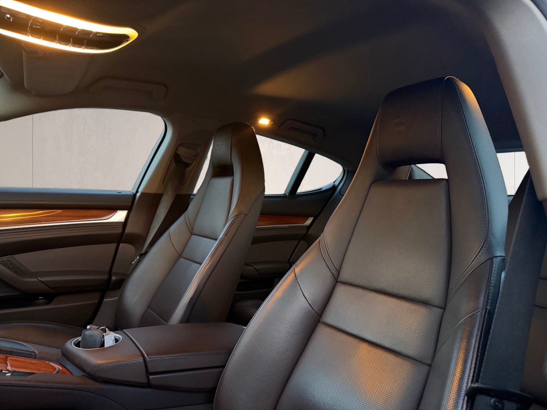PORSCHE Panamera 4S 4.8 PDK-image-16