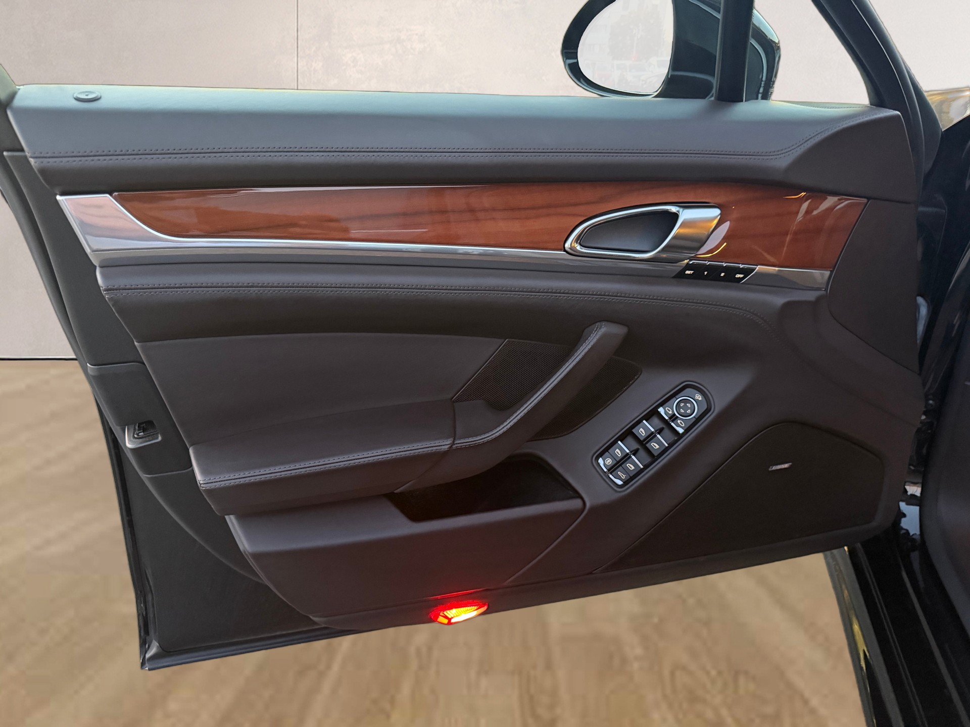 PORSCHE Panamera 4S 4.8 PDK-image-18