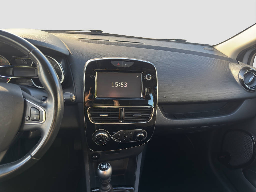 RENAULT Clio Grandtour 1.2 TCe 120 Intens S/S-image-10