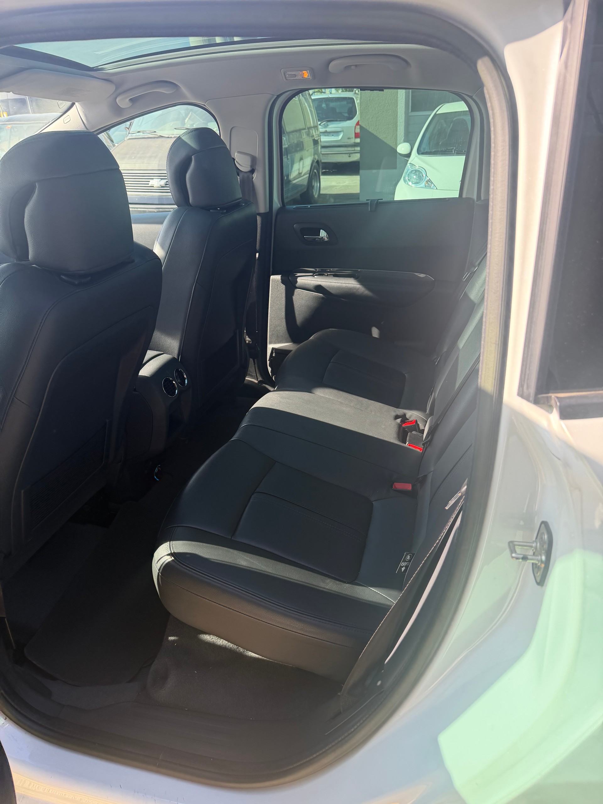 PEUGEOT 3008 1.6 16V T Sport Pack Tiptronic-image-7