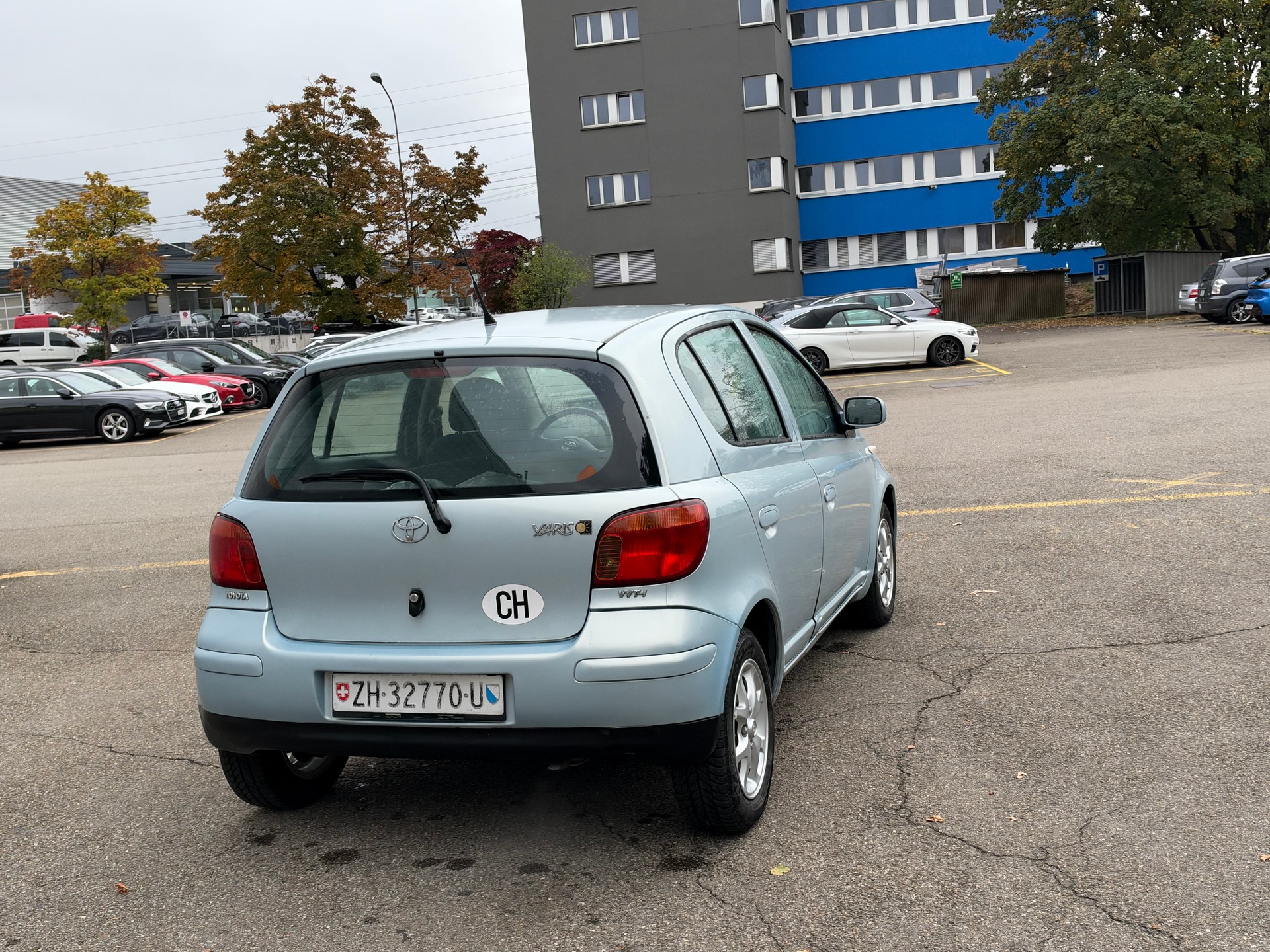 TOYOTA Yaris 1.3 Linea Sol-image-6