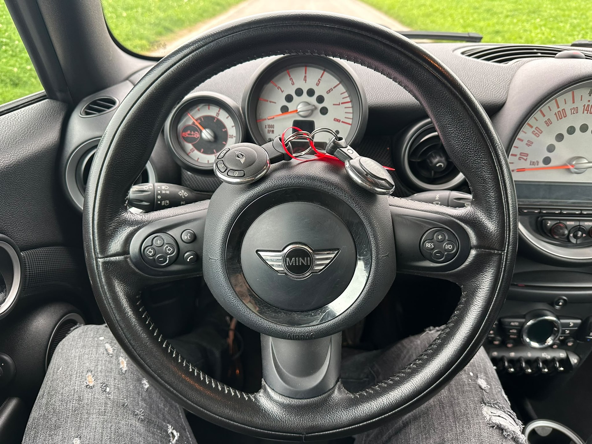 MINI Cooper S Cabriolet-image-18