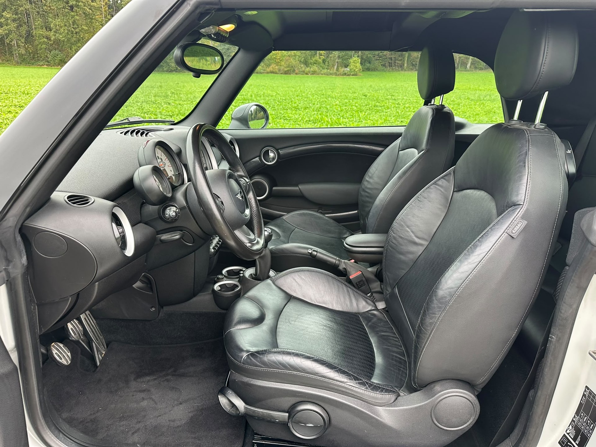 MINI Cooper S Cabriolet-image-16