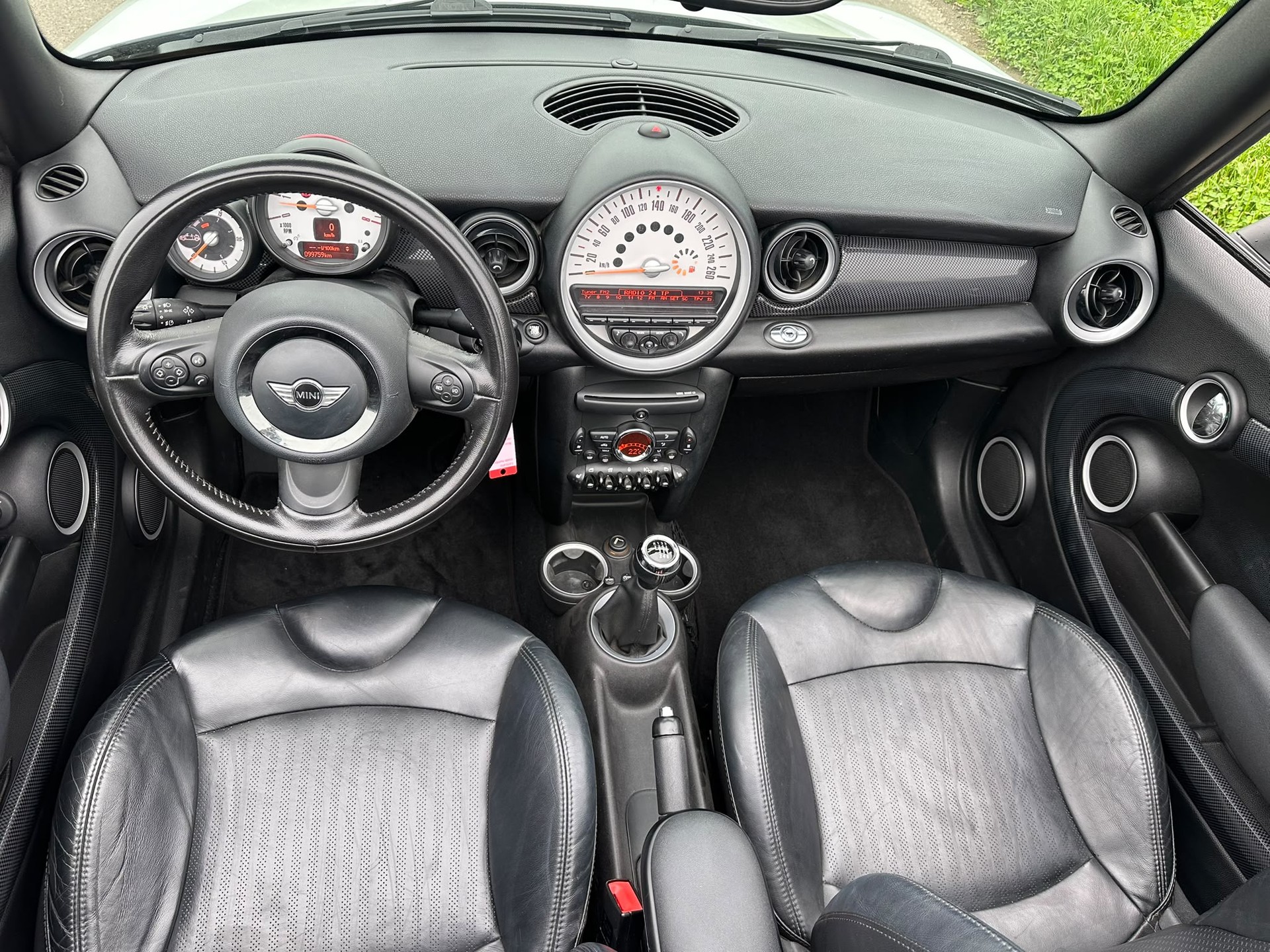 MINI Cooper S Cabriolet-image-14