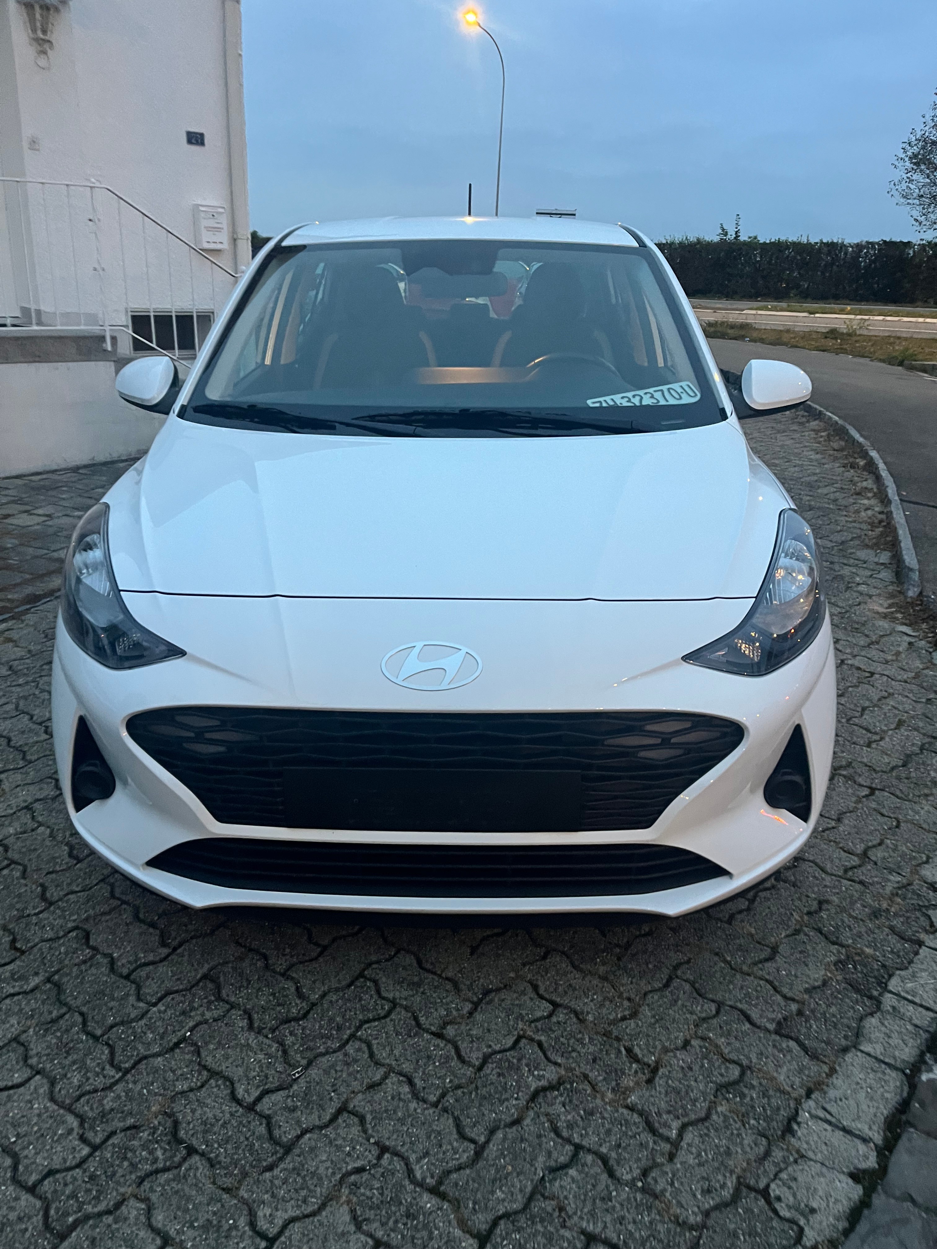 Car photo