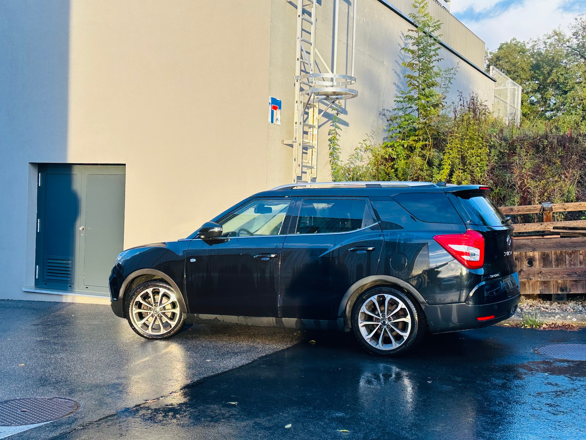 KGM-SsangYong XLV 1.6 eXDi Sapphire 4WD-image-11