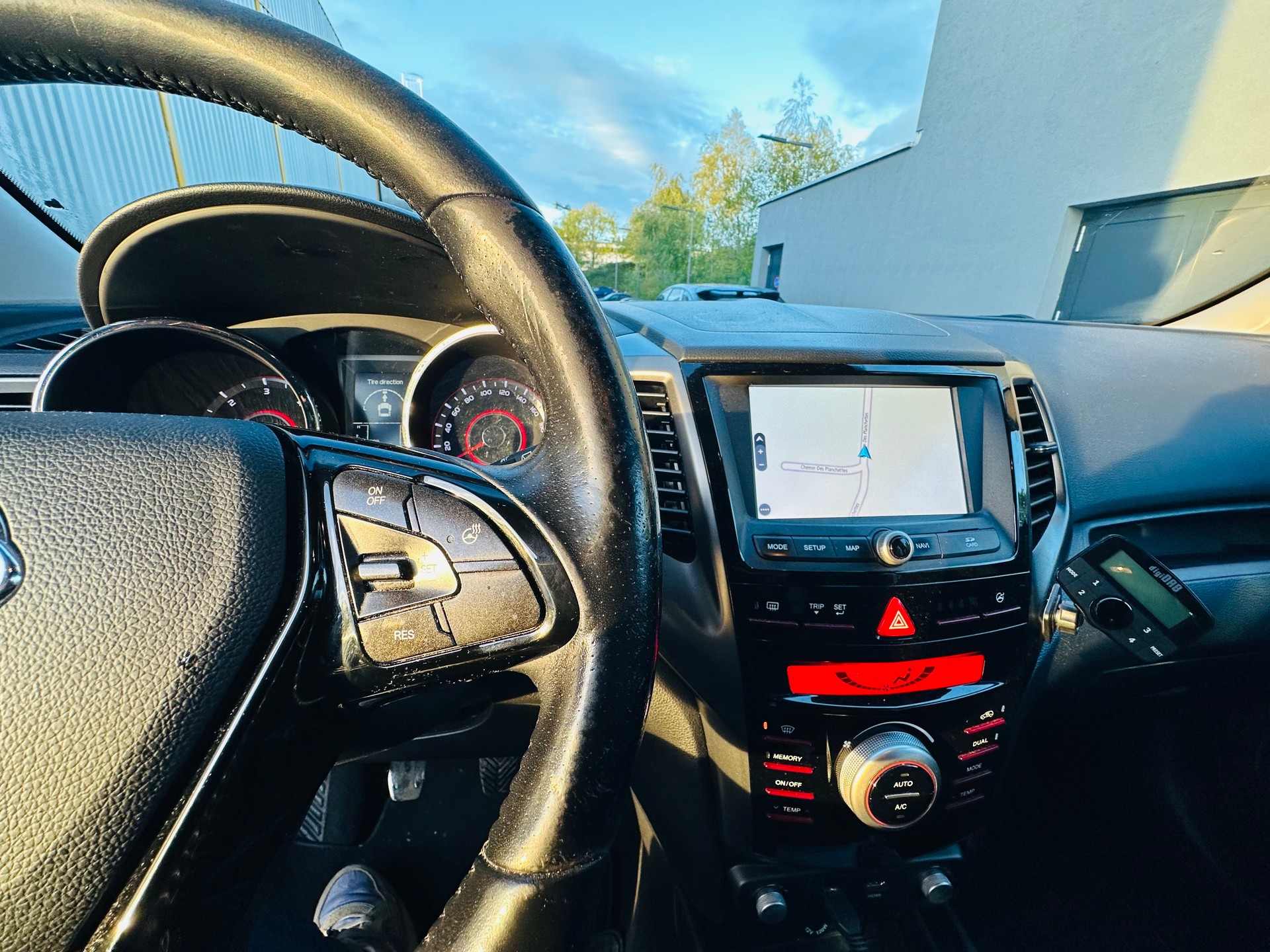 KGM-SsangYong XLV 1.6 eXDi Sapphire 4WD-image-12
