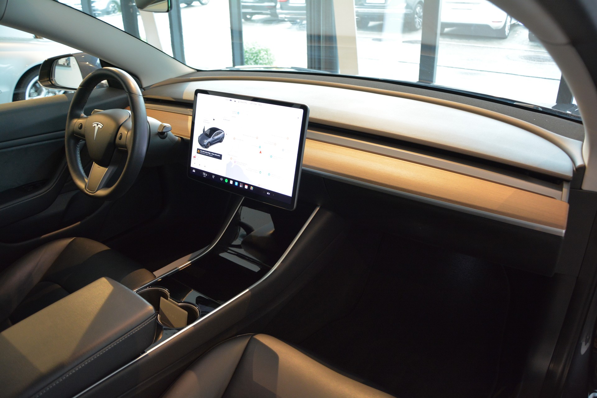 TESLA Model 3 Performance Dual Motor AWD-image-10