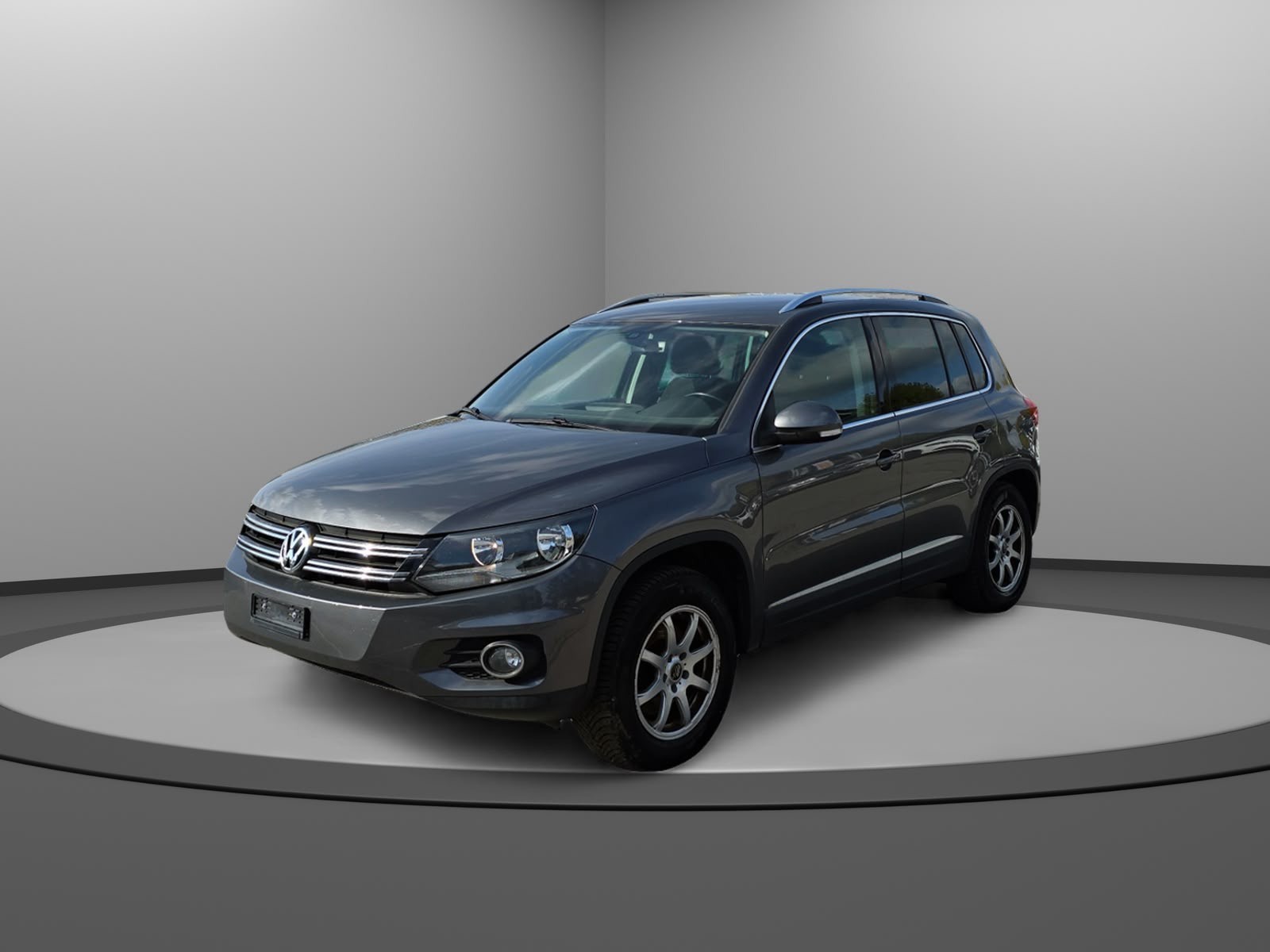 VW Tiguan 2.0 TDI BlueMotion Track&Style 4Motion DSG-image-2