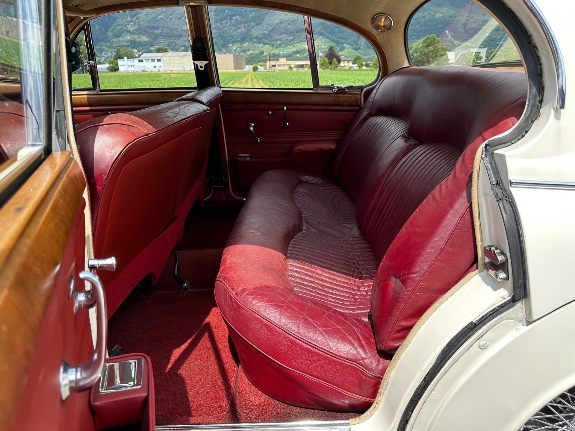 JAGUAR MK 2 3.4-image-11