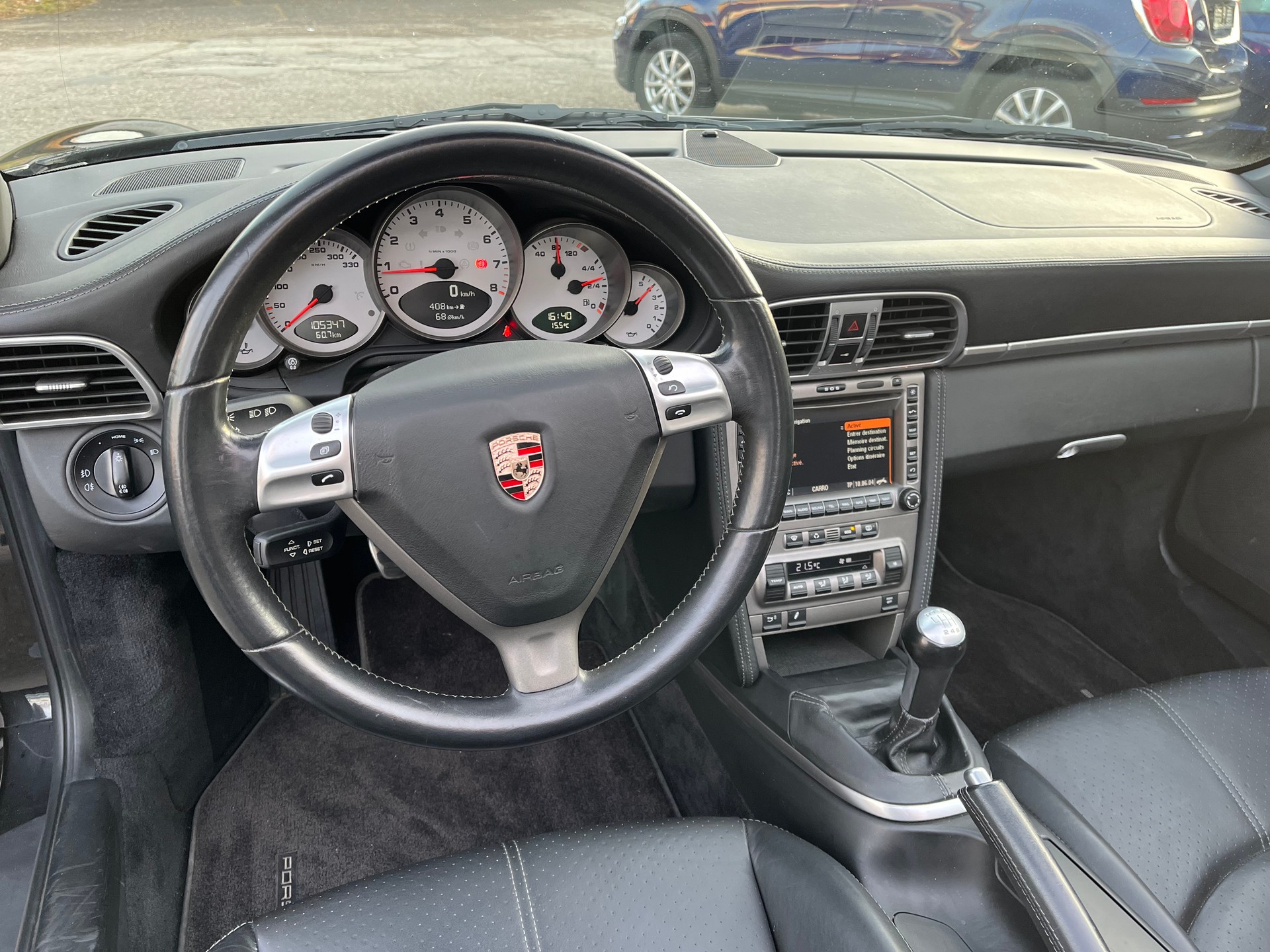 PORSCHE 911 Cabrio Carrera 4S-image-9