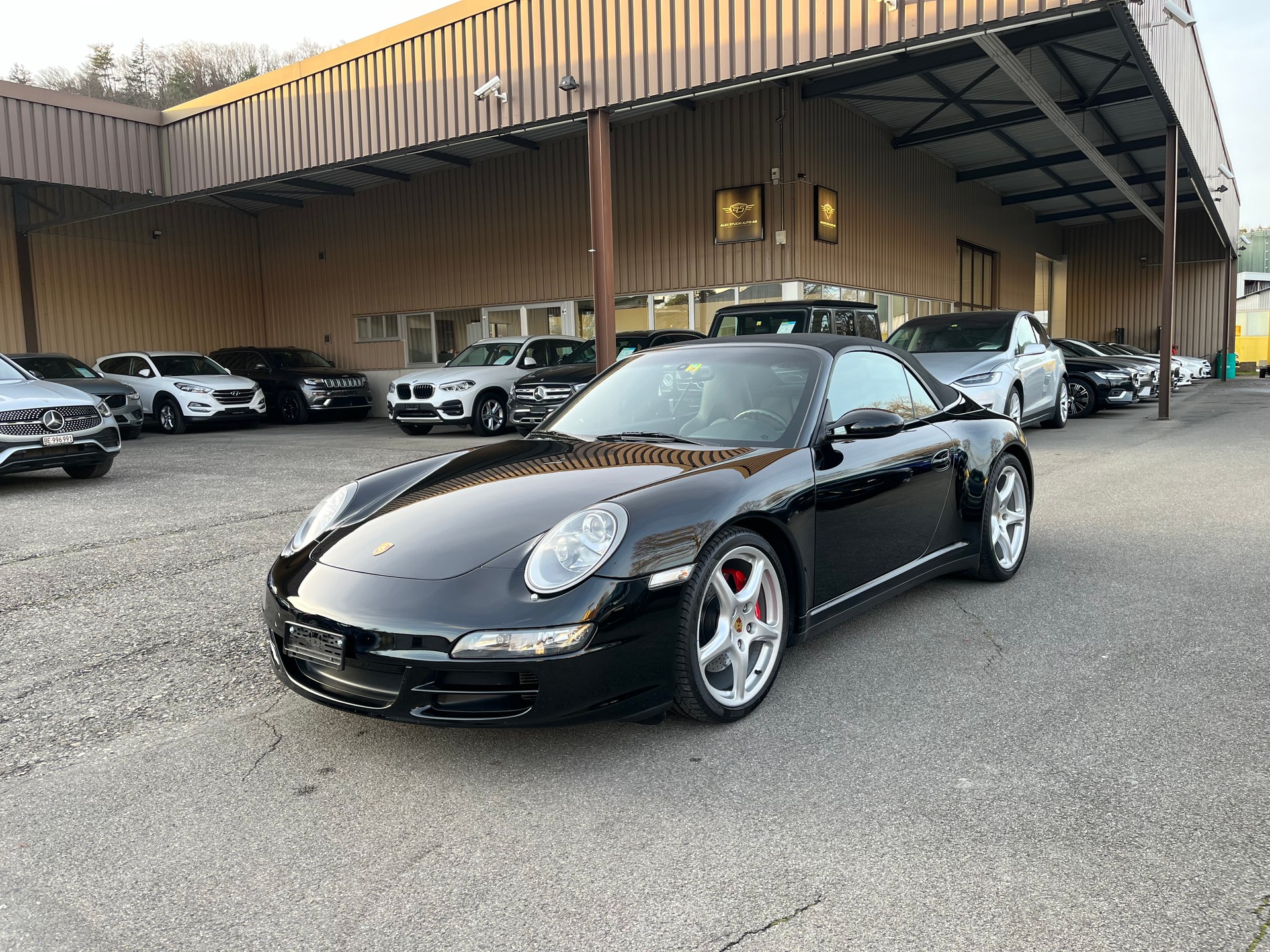 PORSCHE 911 Cabrio Carrera 4S-image-2