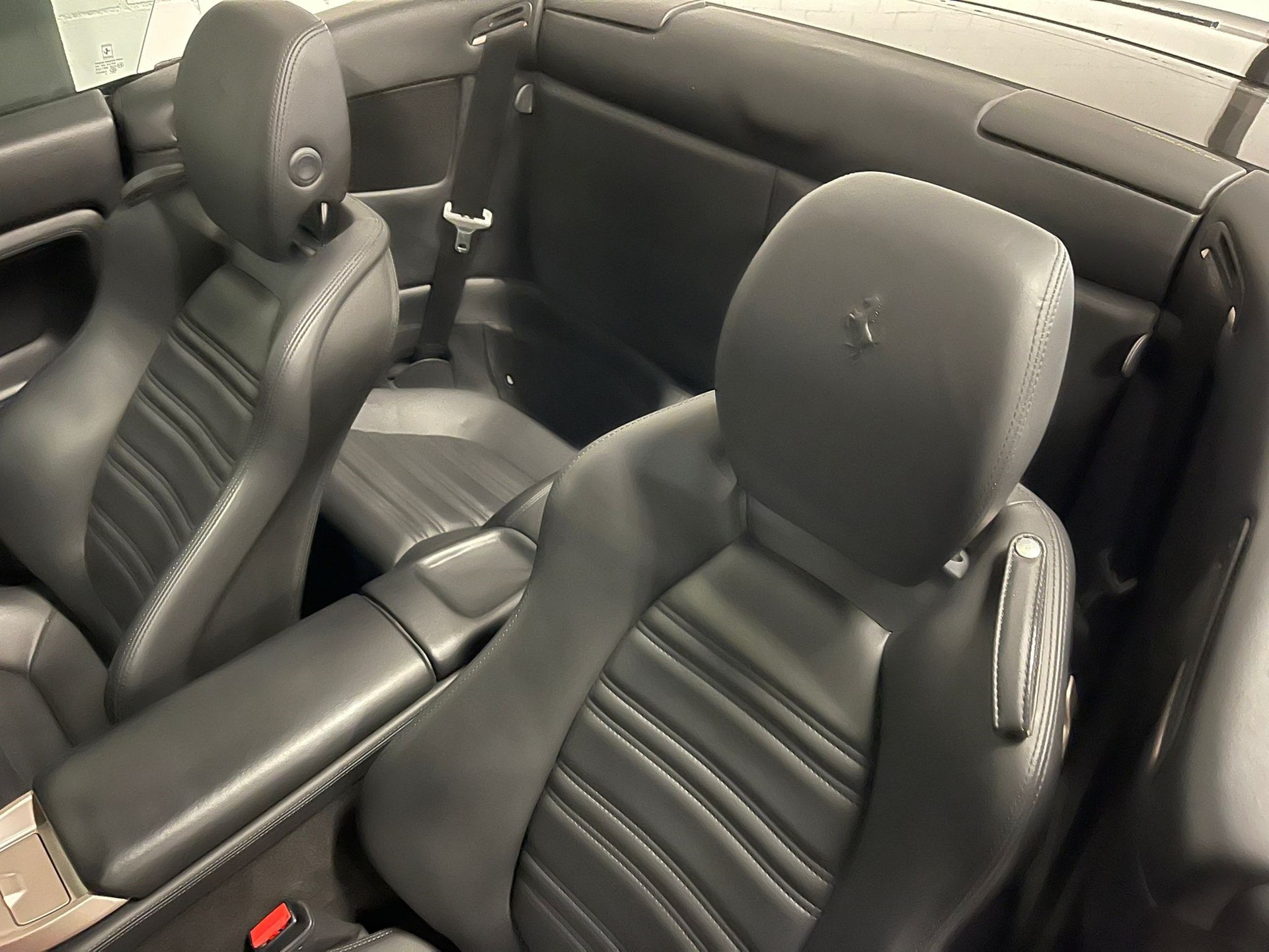 FERRARI California 30 4.3 V8-image-5
