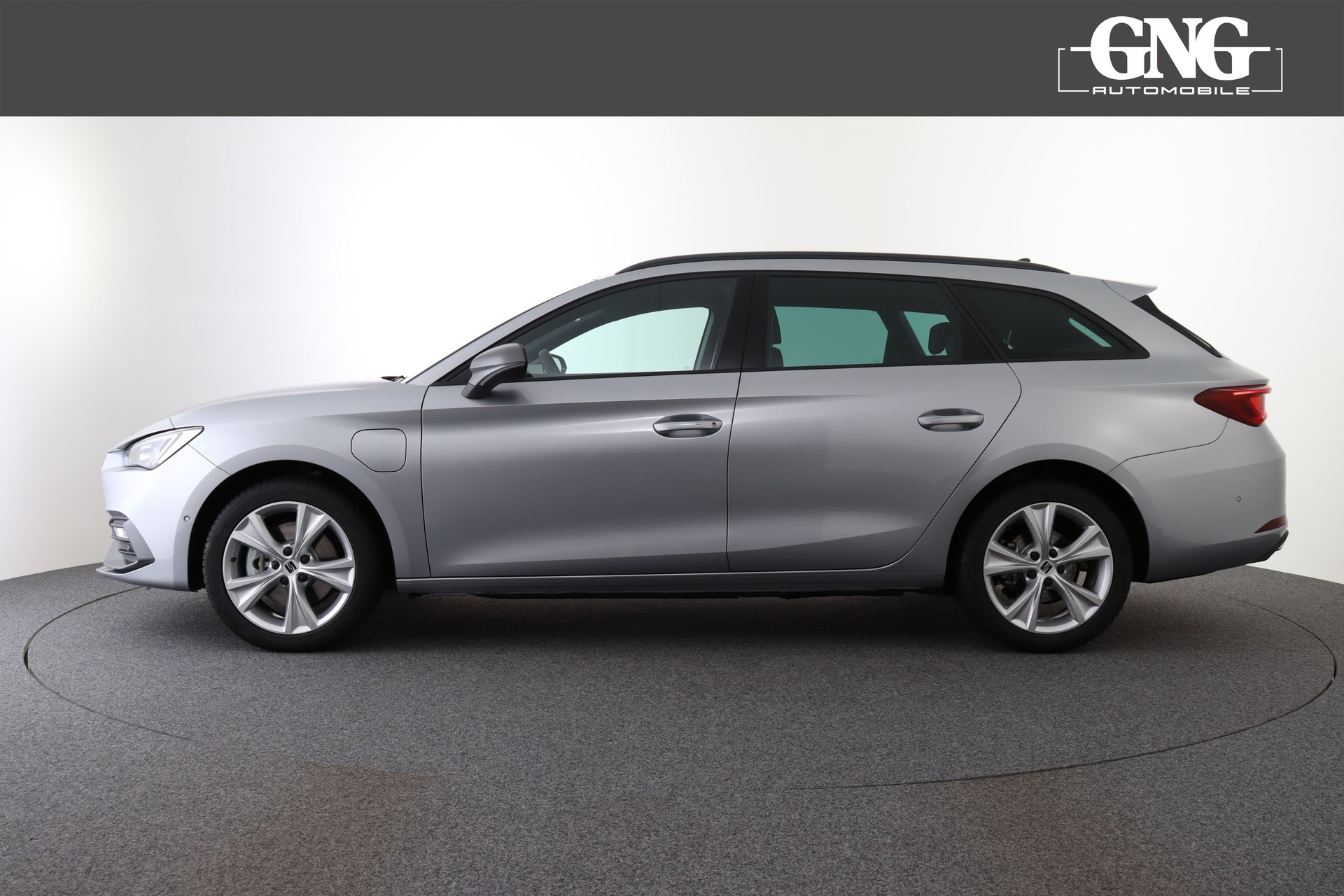 SEAT Leon ST 1.4 eHybrid pHEV DSG FR-image-2
