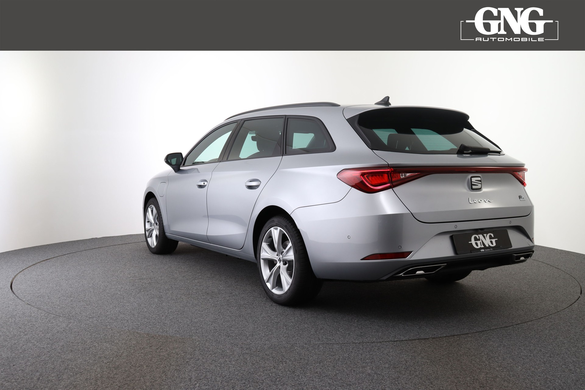 SEAT Leon ST 1.4 eHybrid pHEV DSG FR-image-4
