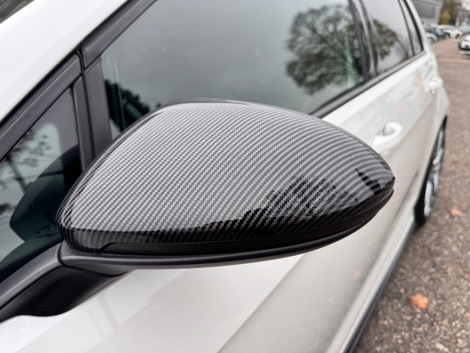 VW Golf 2.0 TSI R 4Motion DSG-image-21