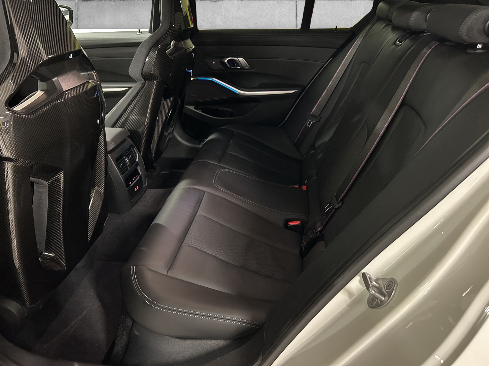 BMW M3 Competition-image-8