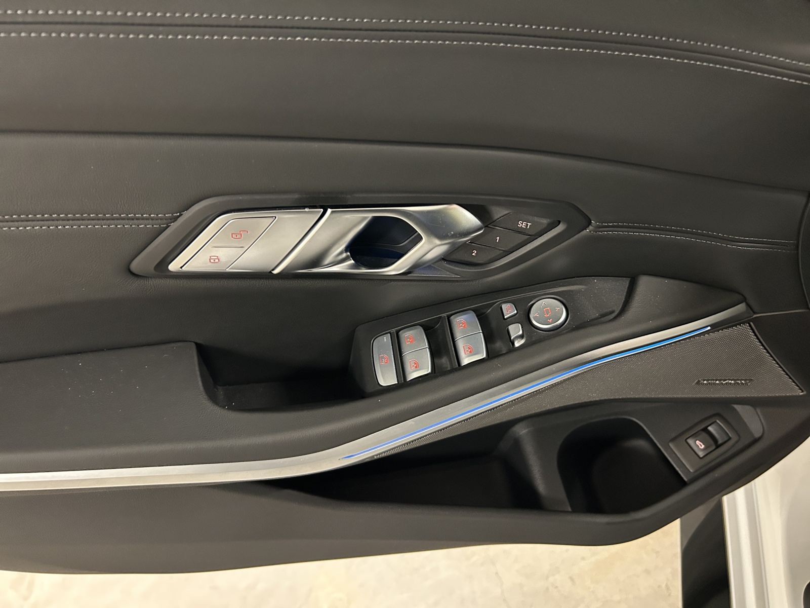 BMW M3 Competition-image-7
