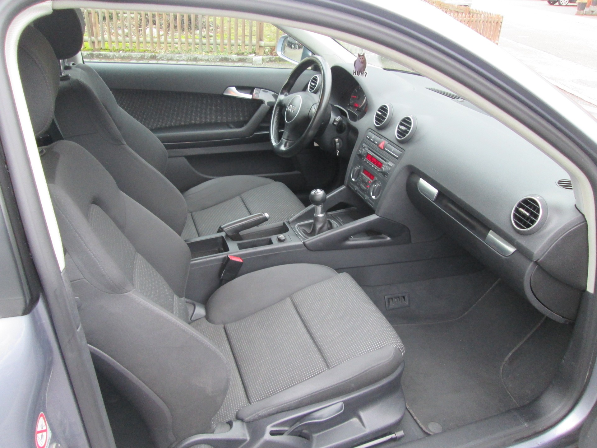 AUDI A3 2.0 FSI Attraction-image-10