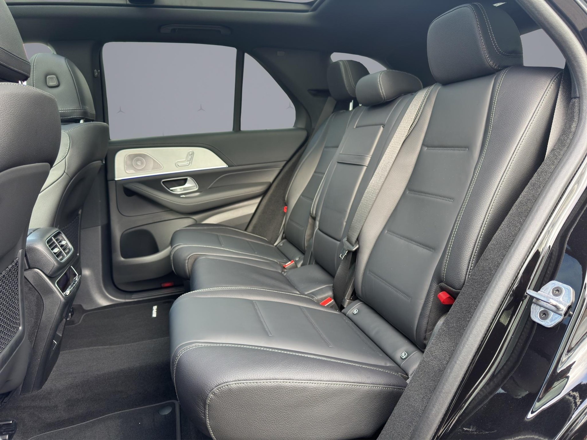 MERCEDES-BENZ GLE 450 d AMG Line 4matic-image-11