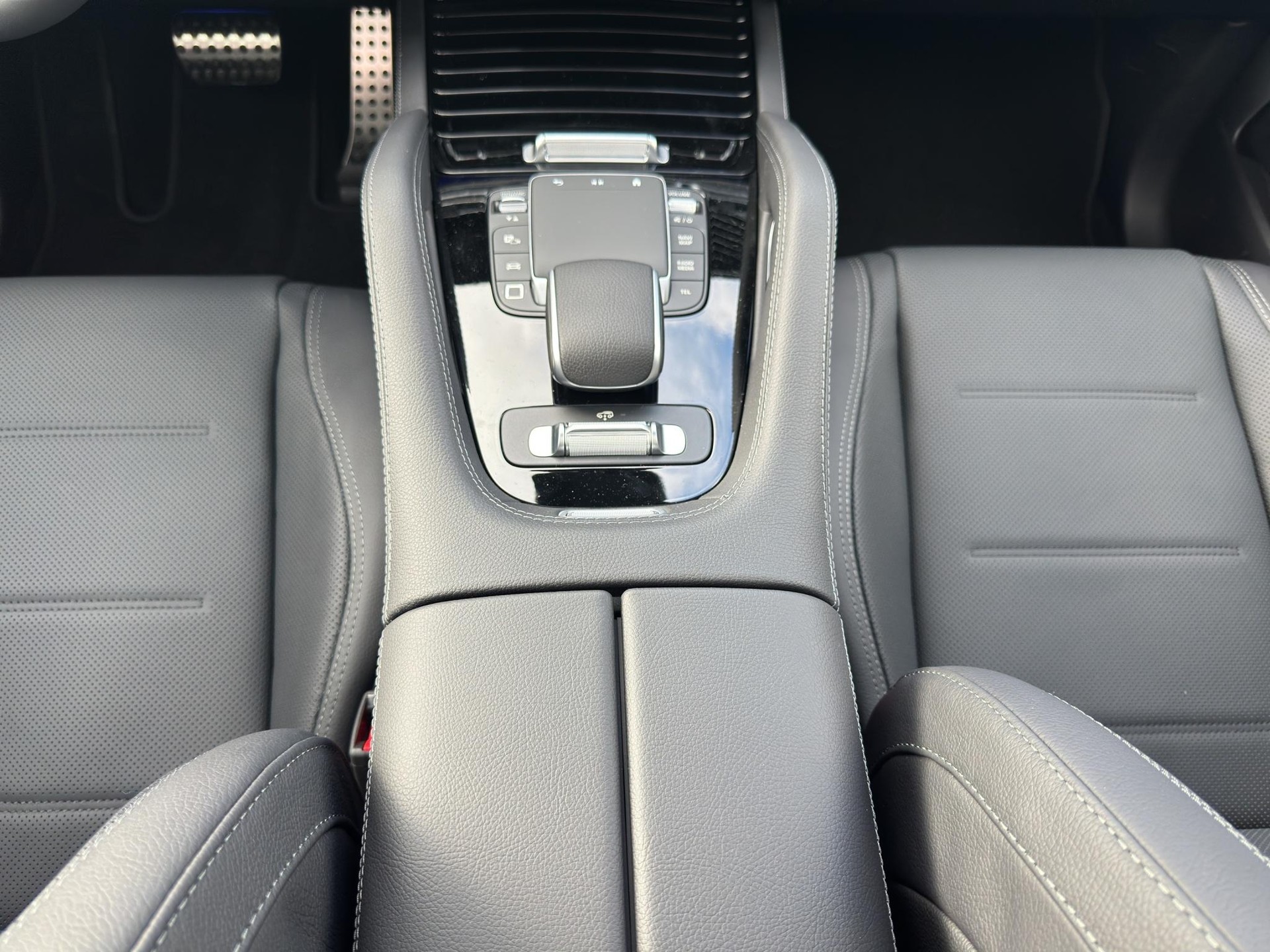 MERCEDES-BENZ GLE 450 d AMG Line 4matic-image-13