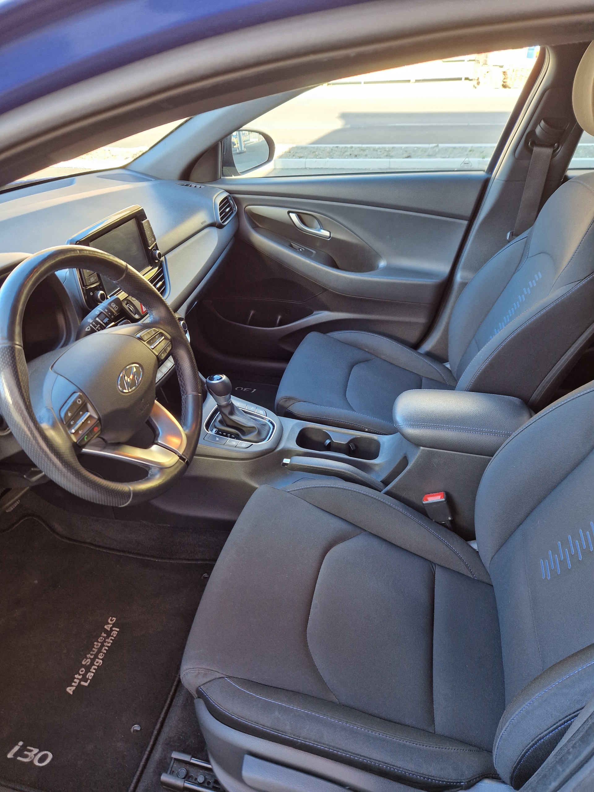 HYUNDAI i30 Wagon 1.4 T-GDi Amplia DCT-image-7