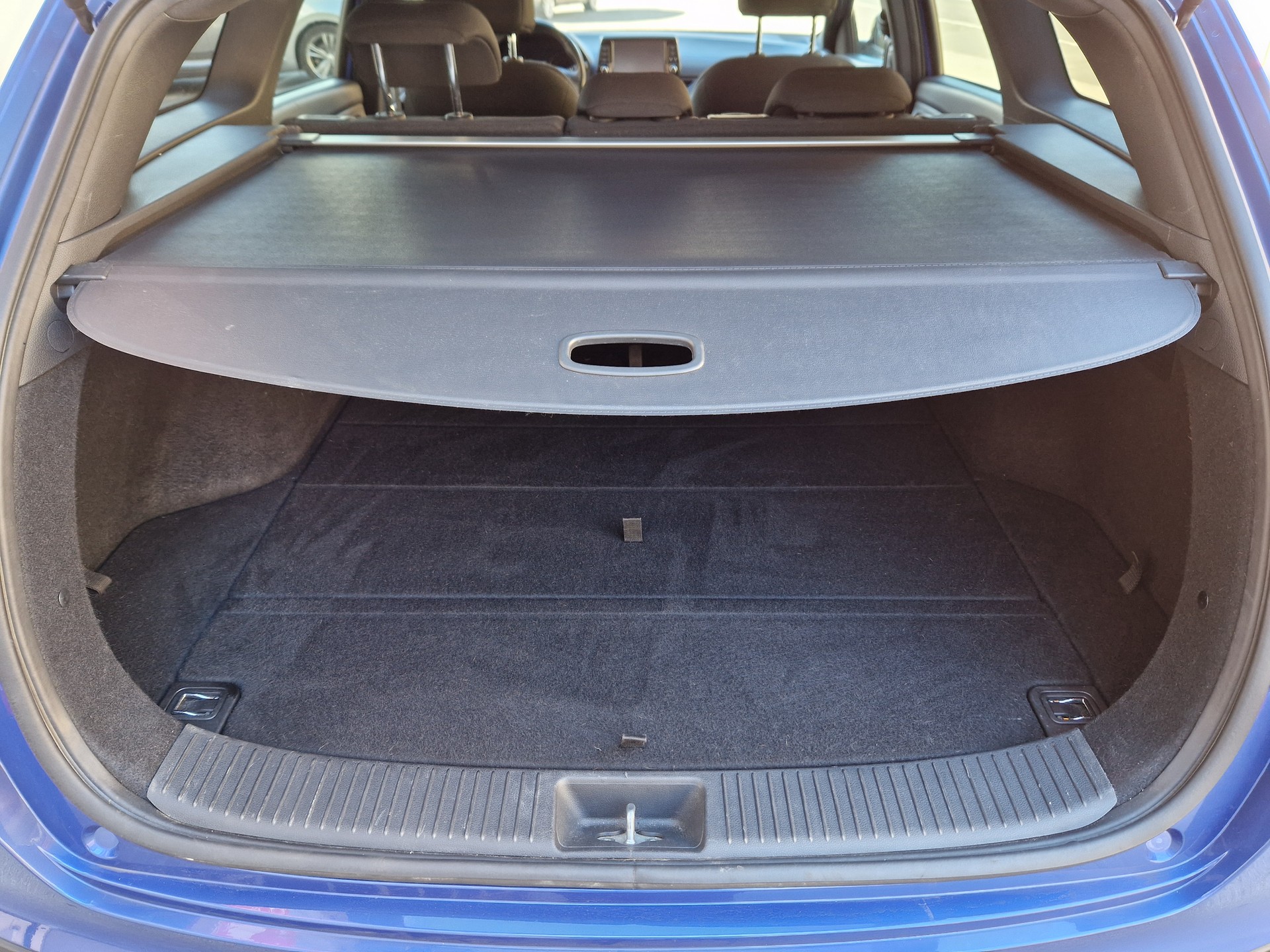 HYUNDAI i30 Wagon 1.4 T-GDi Amplia DCT-image-9