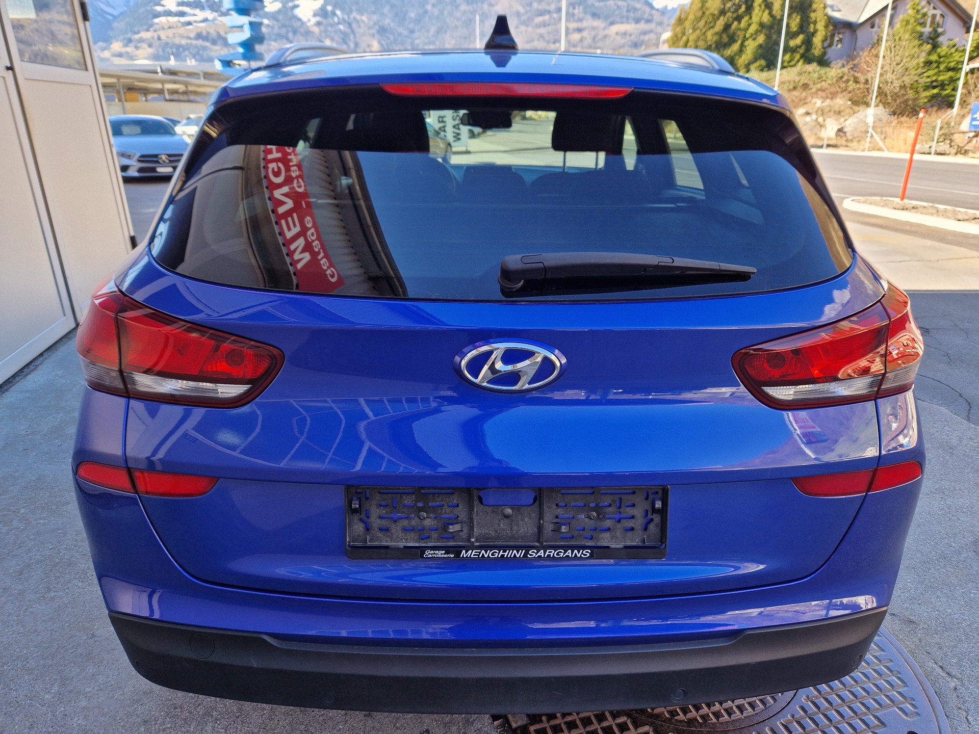 HYUNDAI i30 Wagon 1.4 T-GDi Amplia DCT-image-6