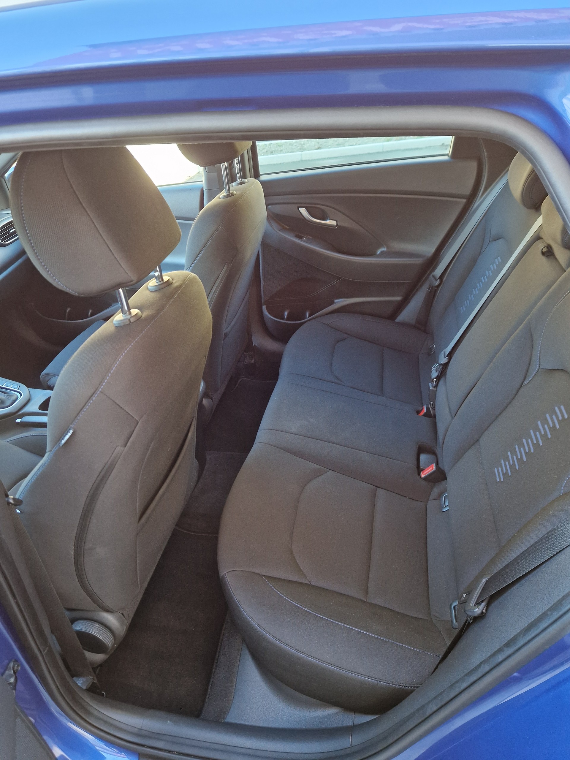 HYUNDAI i30 Wagon 1.4 T-GDi Amplia DCT-image-8