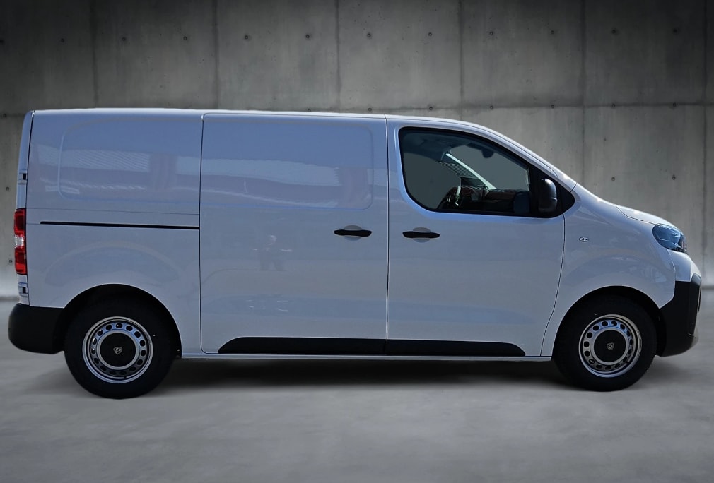 PEUGEOT Expert 2.2 HDi 150 S&S Standard EAT8-image-4