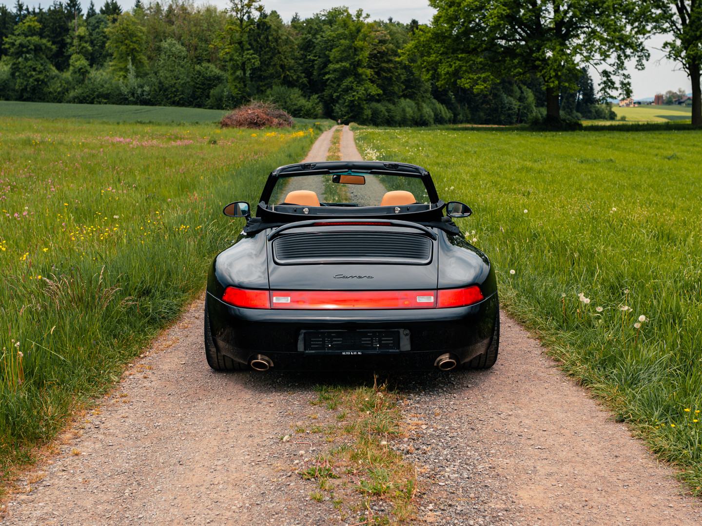 PORSCHE 993 Carrera 2 Cabrio-image-3