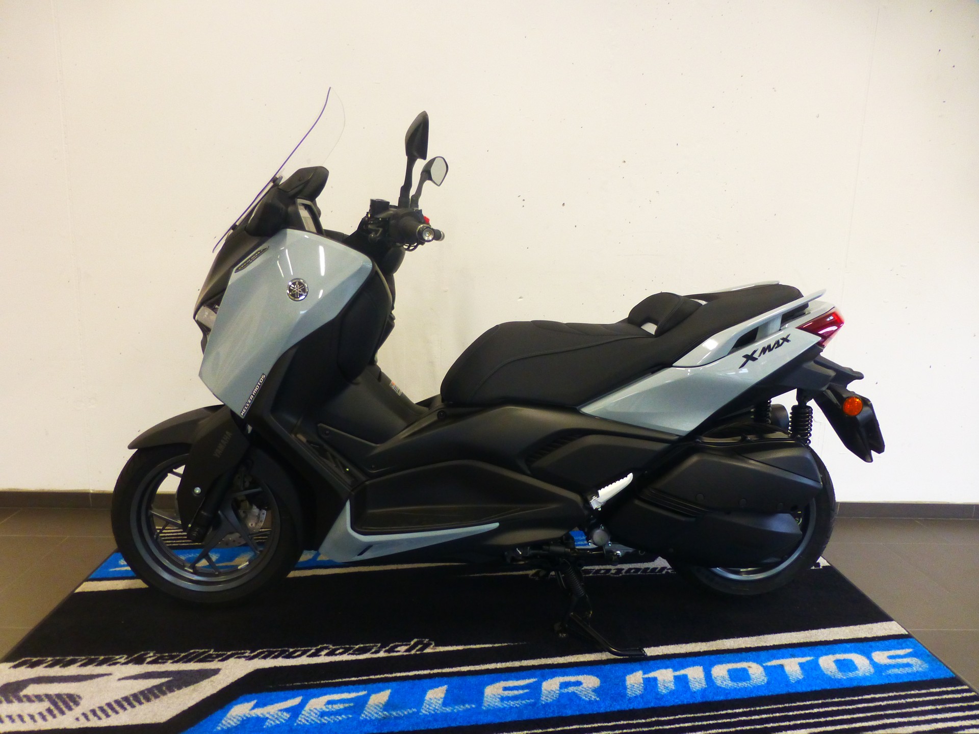 YAMAHA X-Max 300 Tech Max-image-5