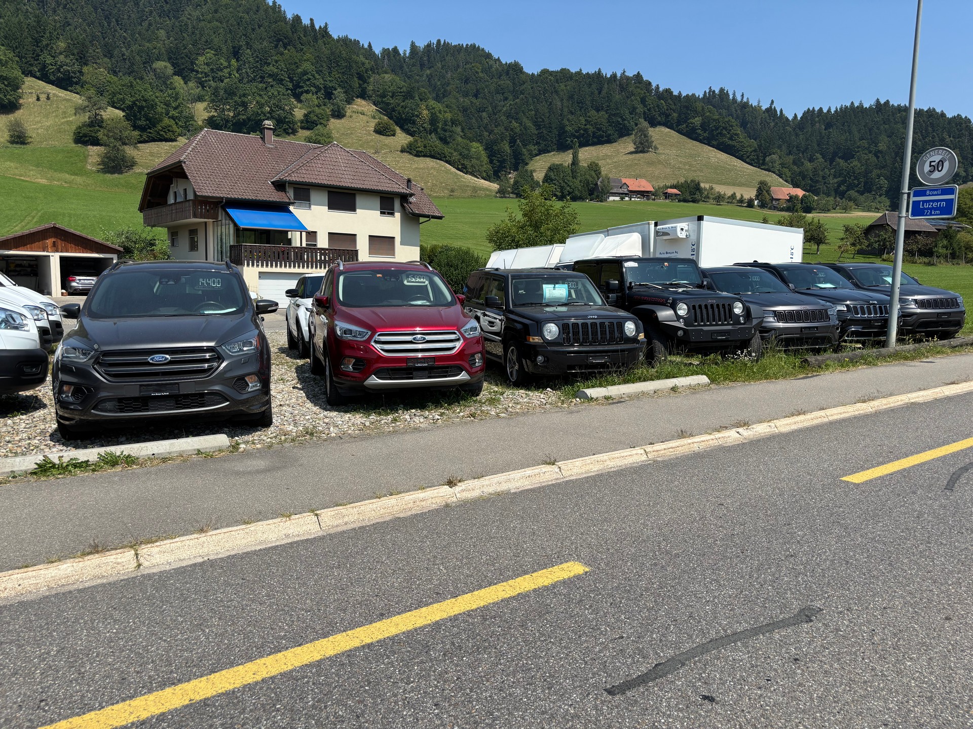 LAND ROVER-image-5
