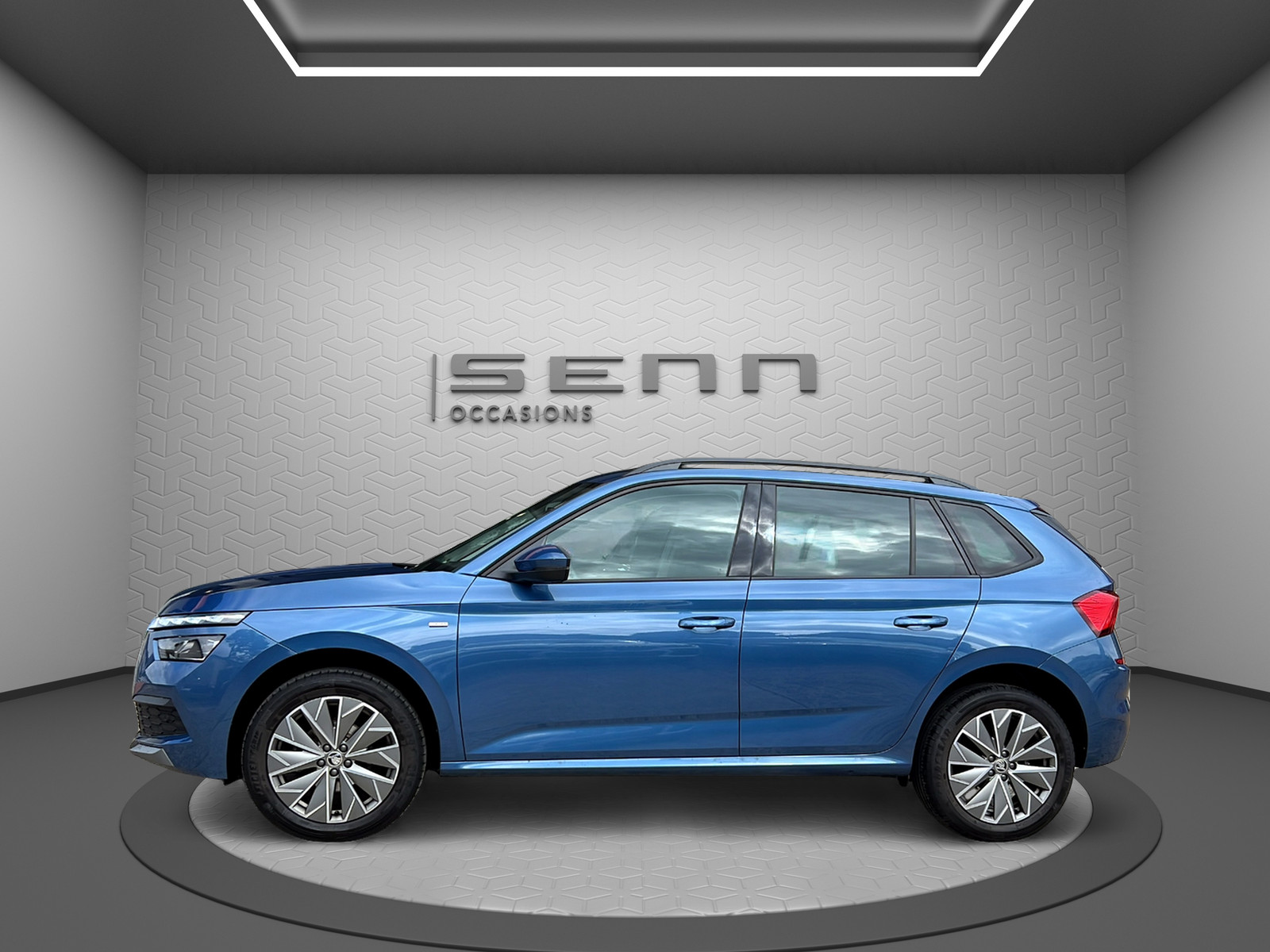 SKODA Kamiq 1.0 TSI Clever DSG-image-1