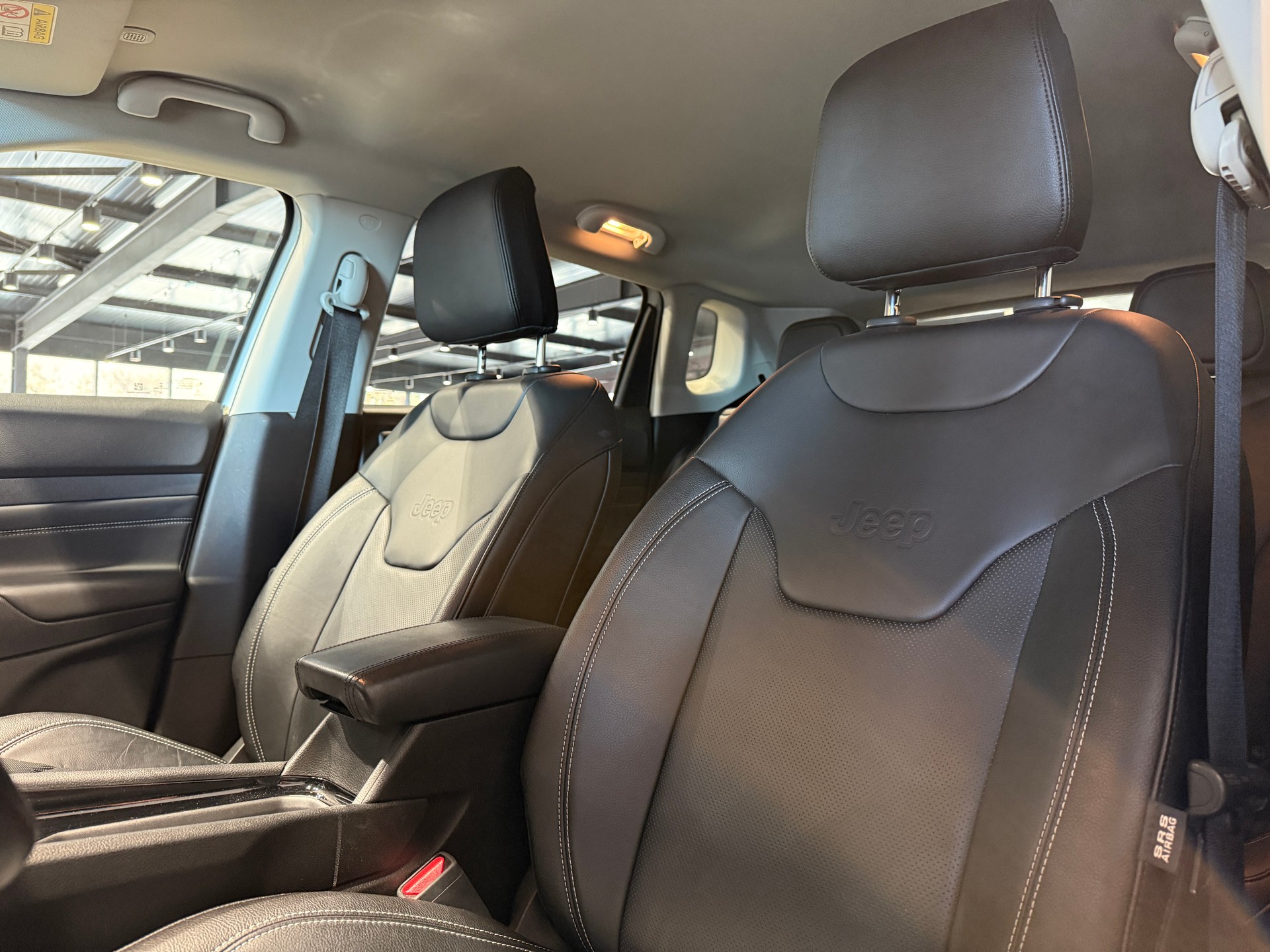 JEEP Compass 1.3 T PHEV Swiss Limited Plus AWD-image-12