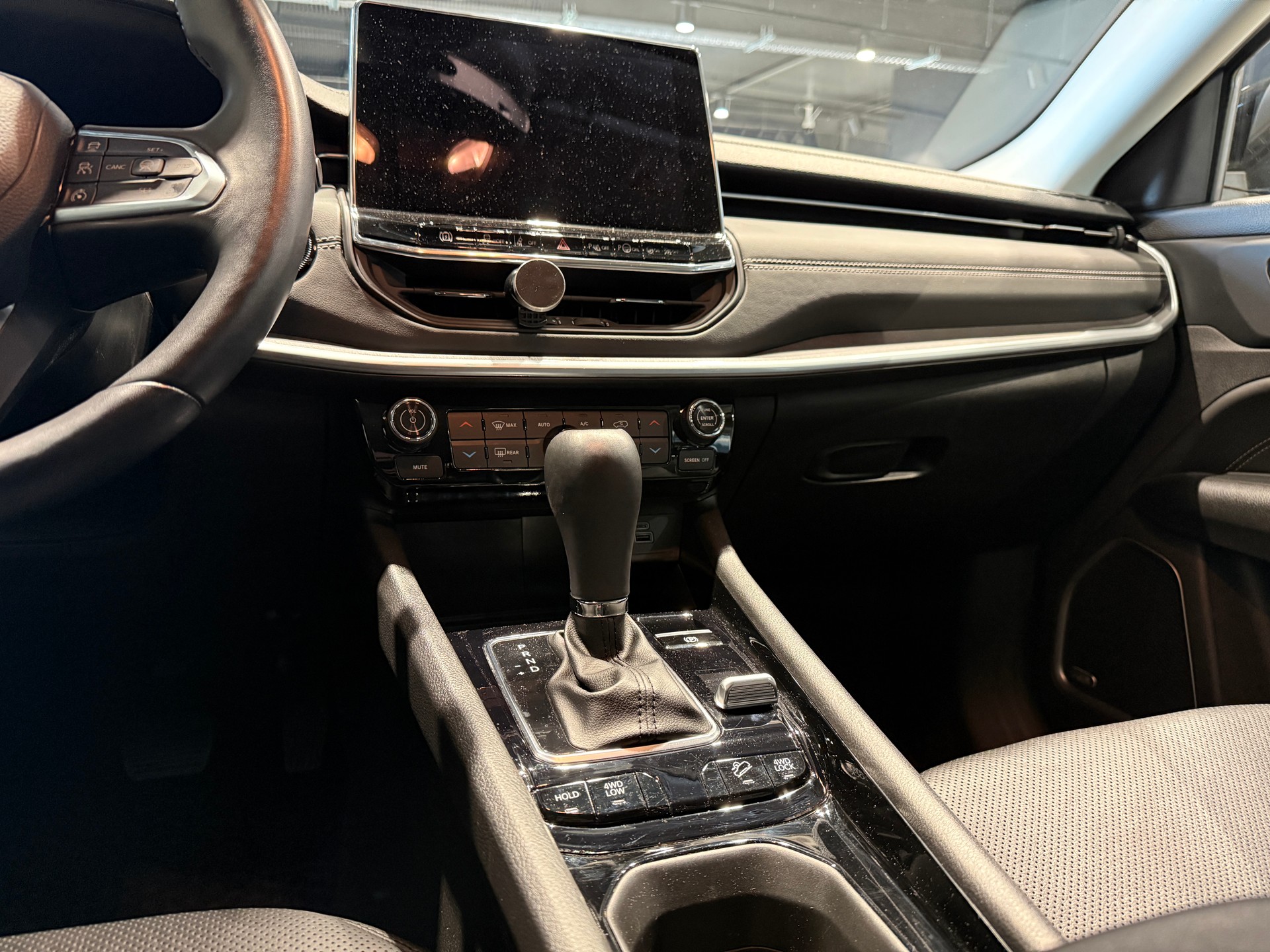 JEEP Compass 1.3 T PHEV Swiss Limited Plus AWD-image-10
