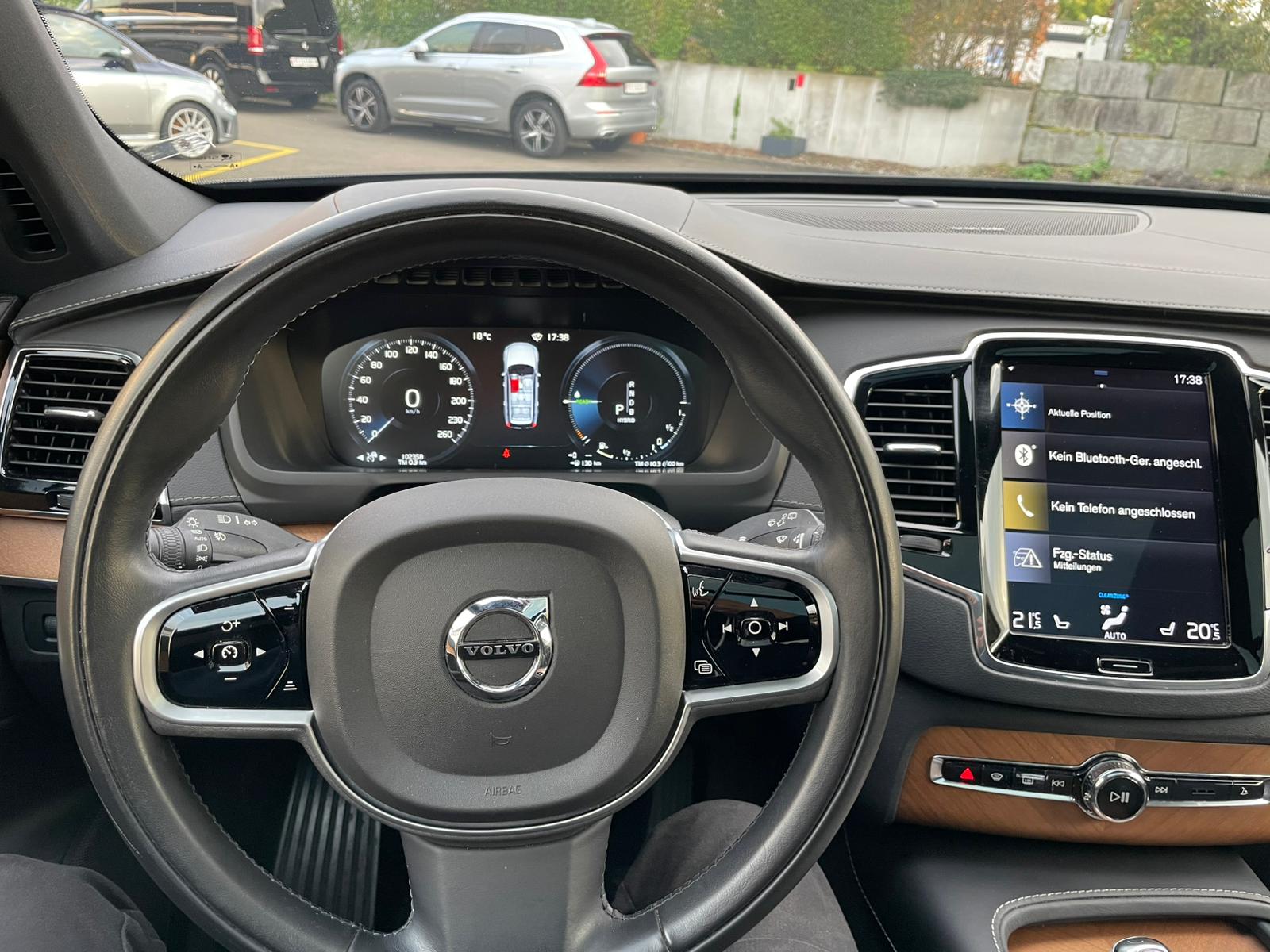 VOLVO XC90 T8 eAWD Inscription Geartronic-image-15