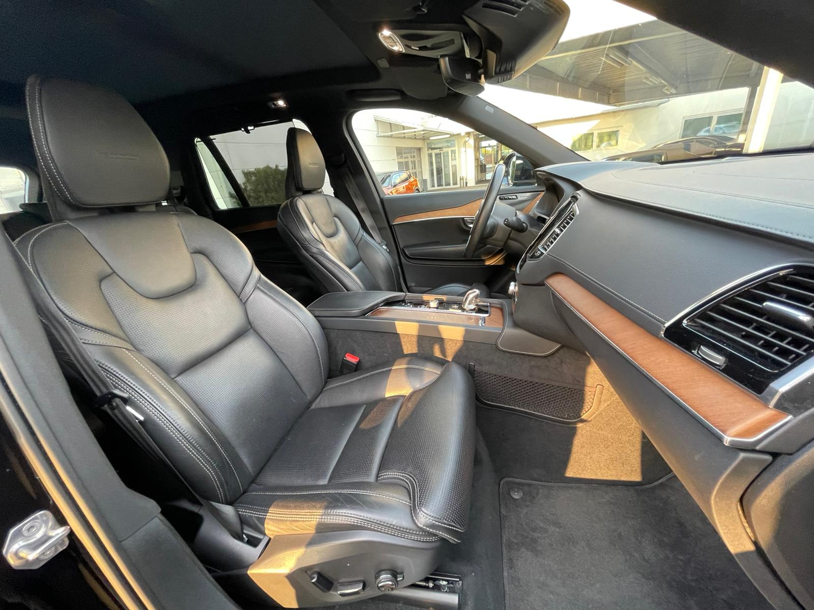 VOLVO XC90 T8 eAWD Inscription Geartronic-image-11