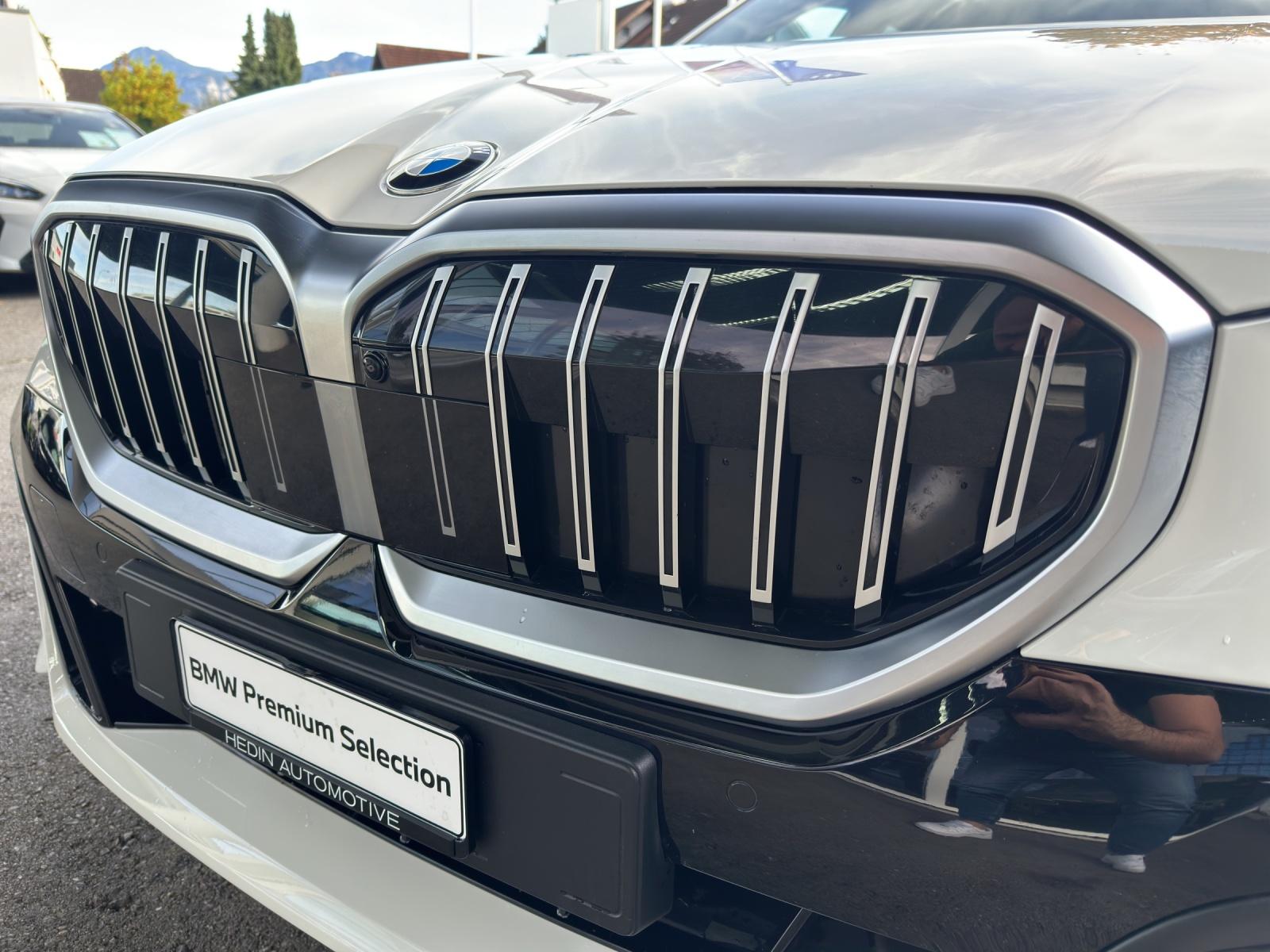 BMW 520d xDrive Touring / Attraktive Leasingzins ab 1,9% bei Abschluss einer BMW Fahrzeugversicherung-image-16