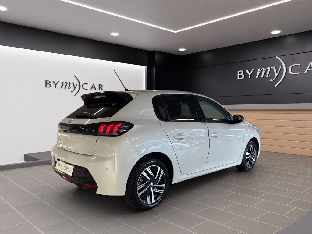 PEUGEOT 208 1.2 PureTech Allure Pack EAT8-image-4