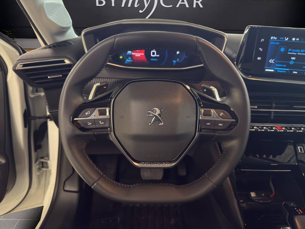 PEUGEOT 208 1.2 PureTech Allure Pack EAT8-image-14