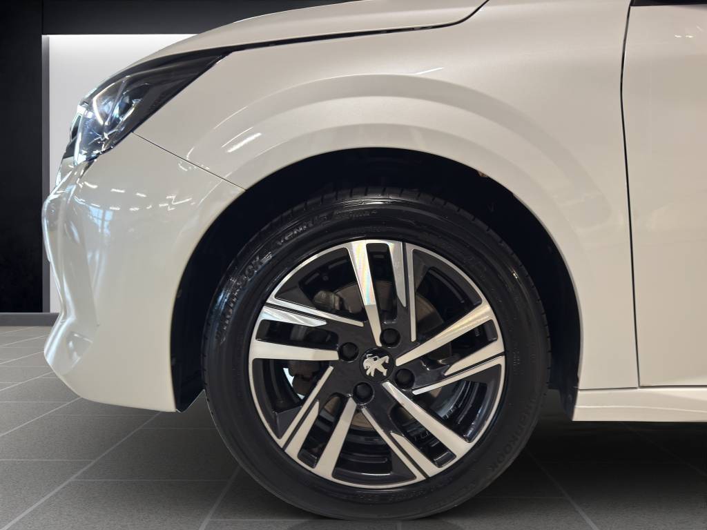 PEUGEOT 208 1.2 PureTech Allure Pack EAT8-image-15