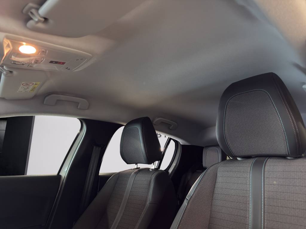 PEUGEOT 208 1.2 PureTech Allure Pack EAT8-image-9